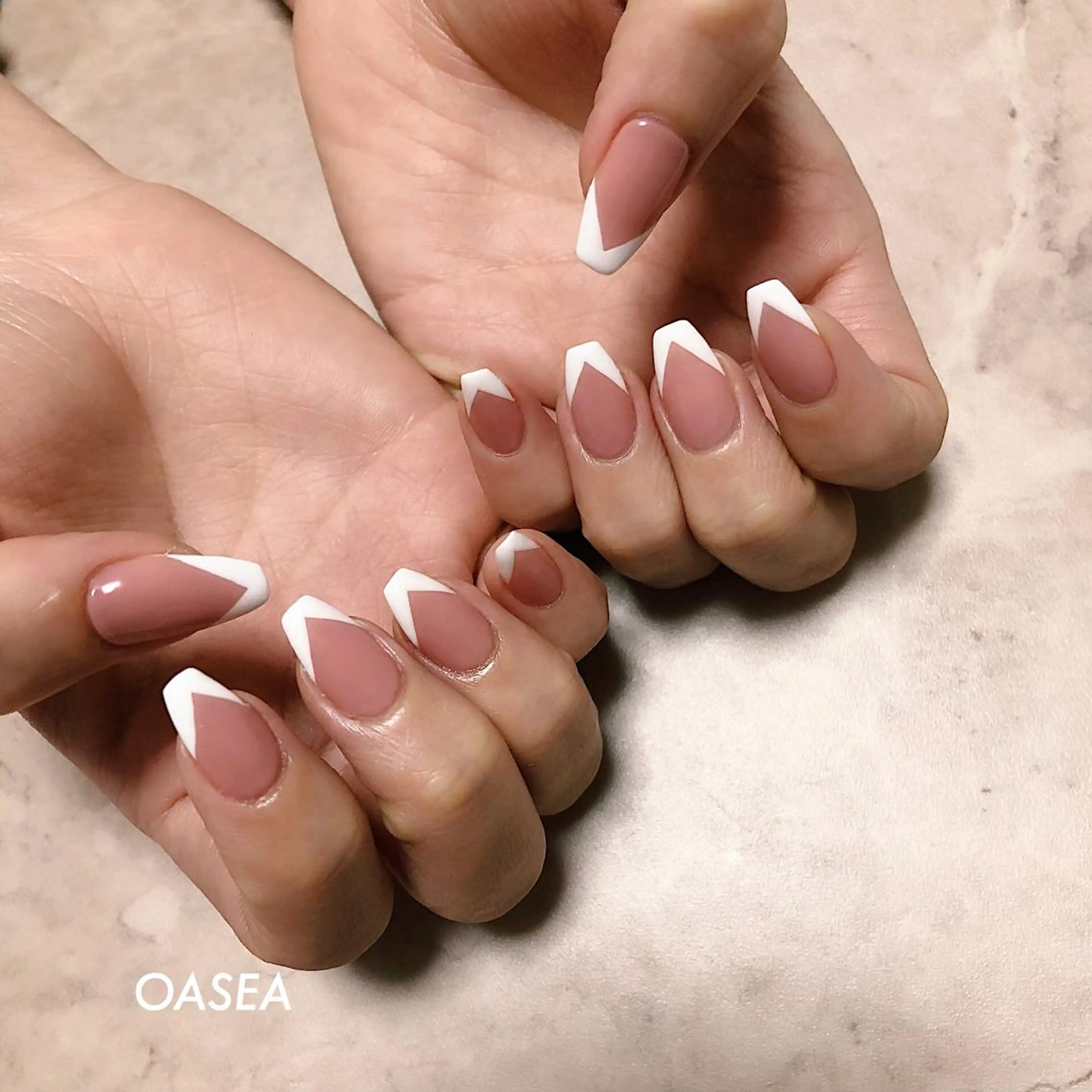 ネイル フレンチネイル ワンカラーネイル 🌞💜 KAORI 🌴のネイルデザイン