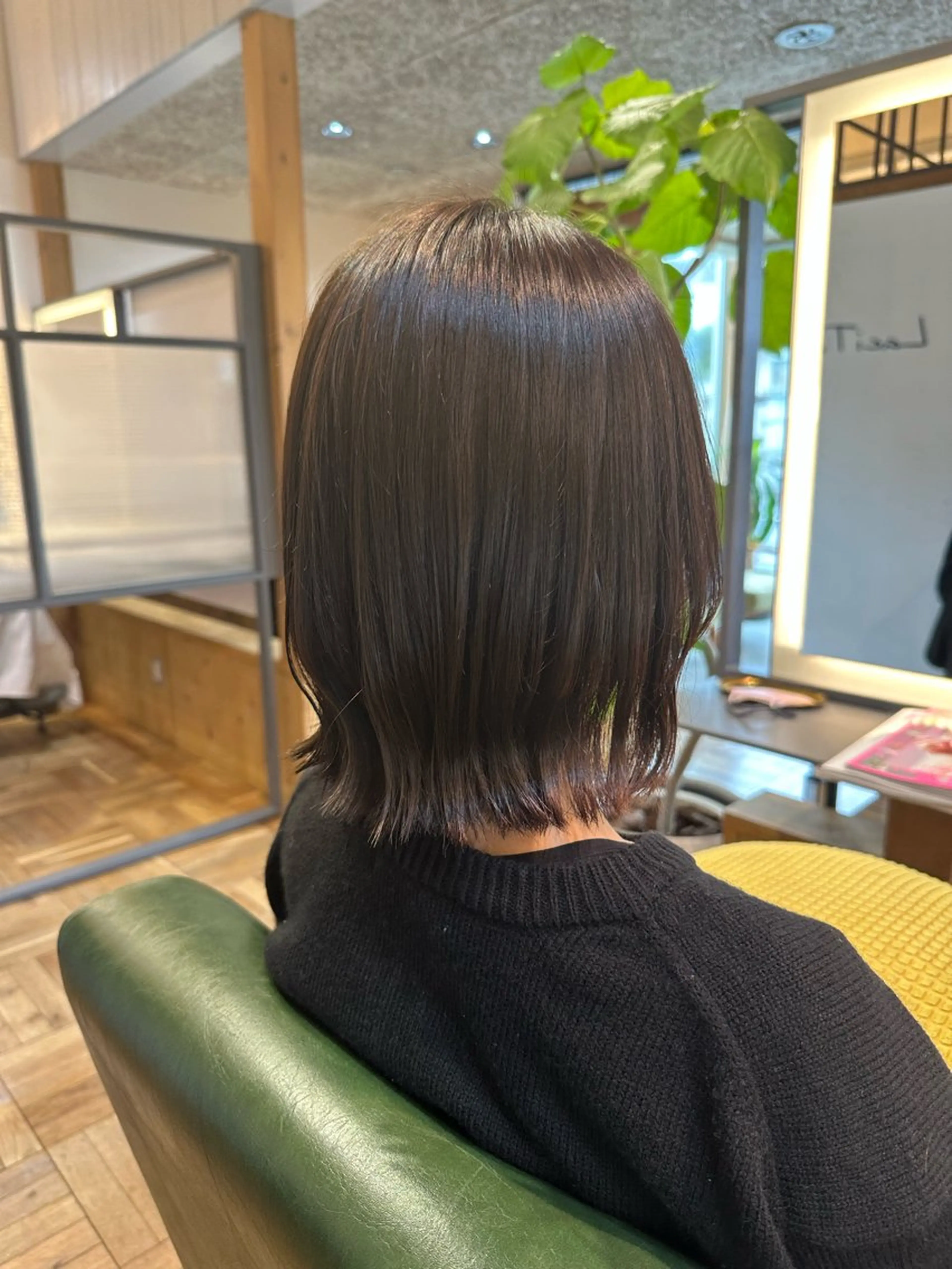 カラー 長谷川 那奈のヘアスタイル