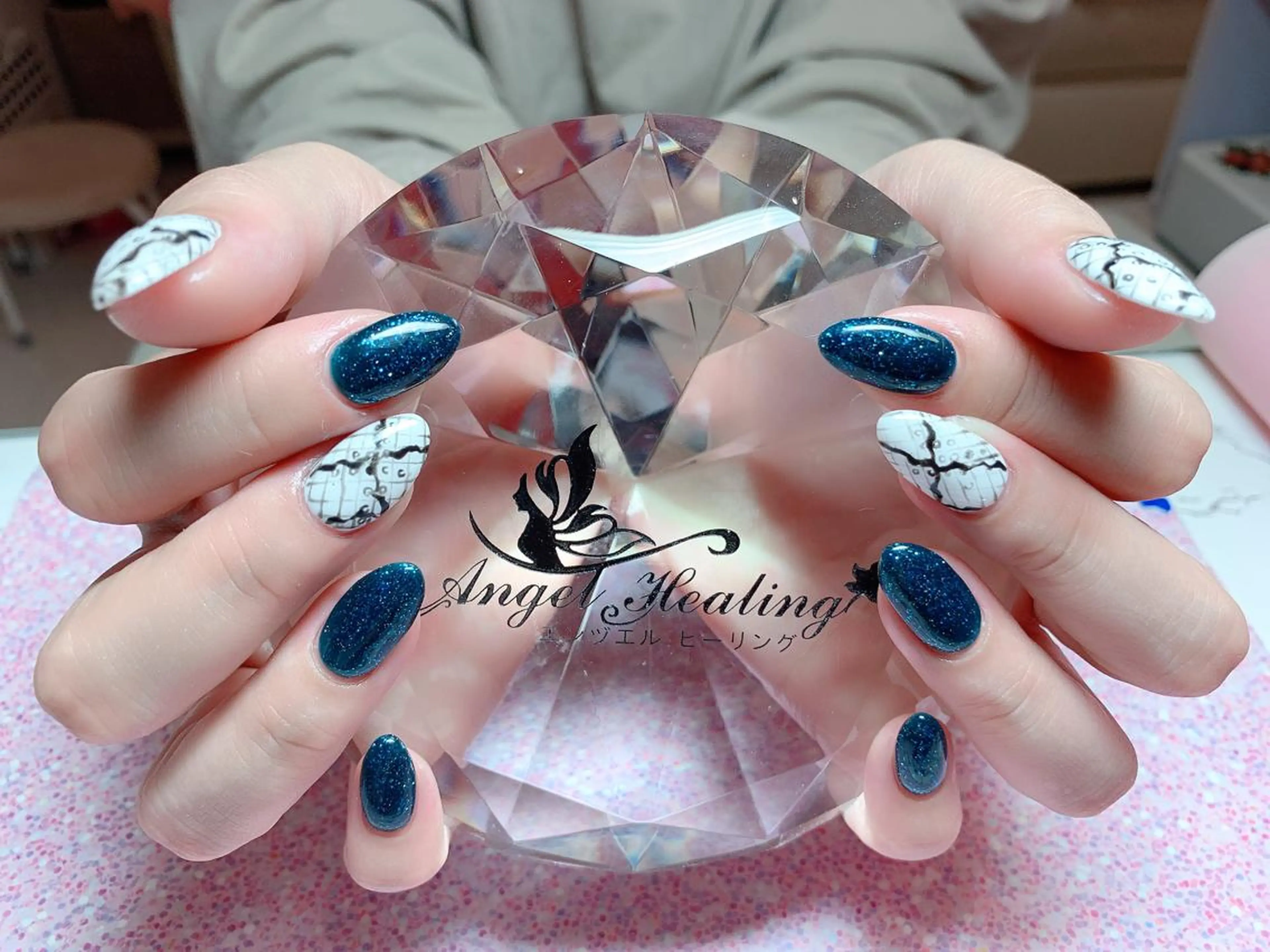 ネイル エンジェル ヒーリング 矢場町店のネイルデザイン