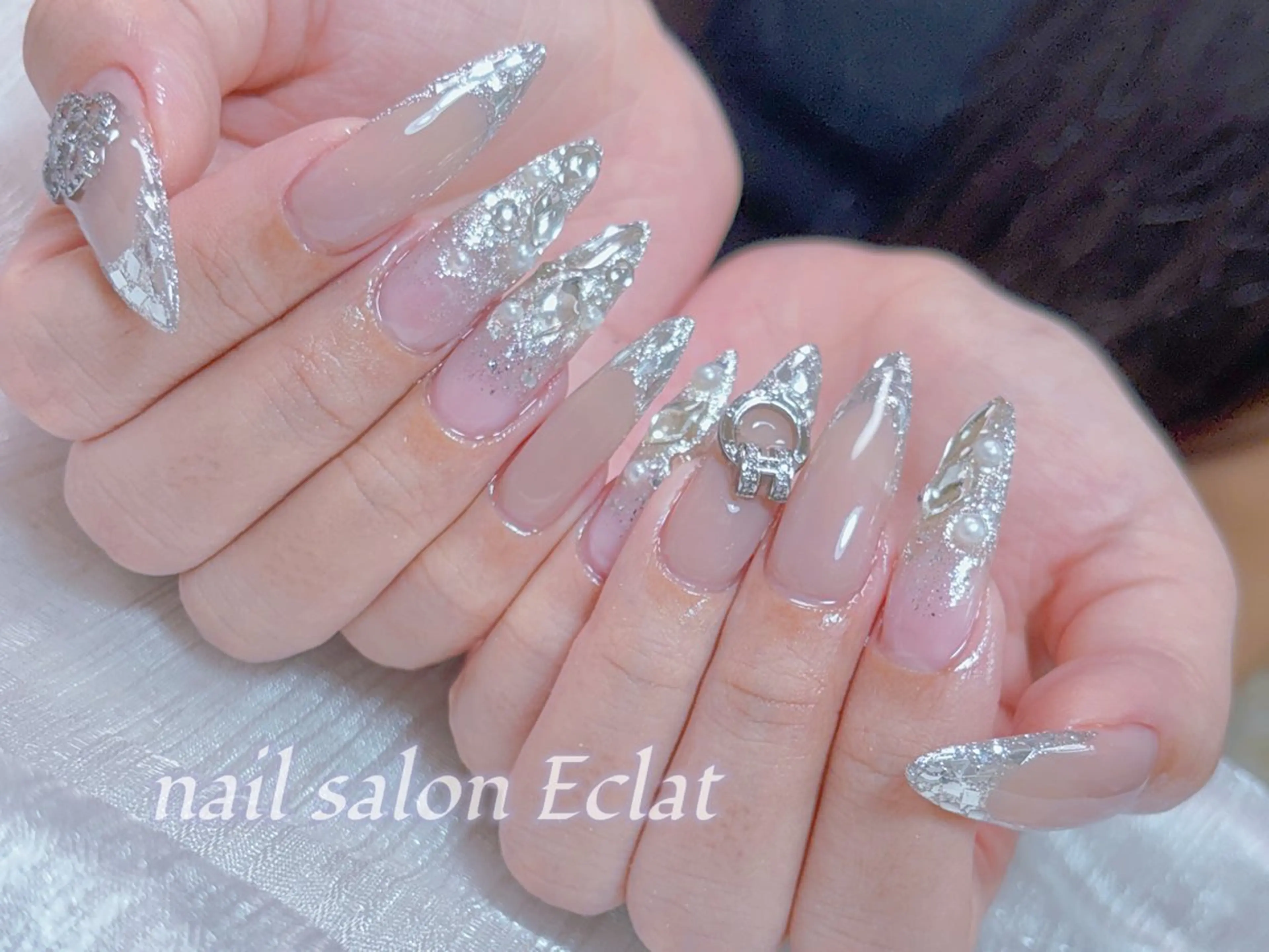 ネイル ハンドネイル ネイルサロンエクラ 🫧Shizukaのネイルデザイン