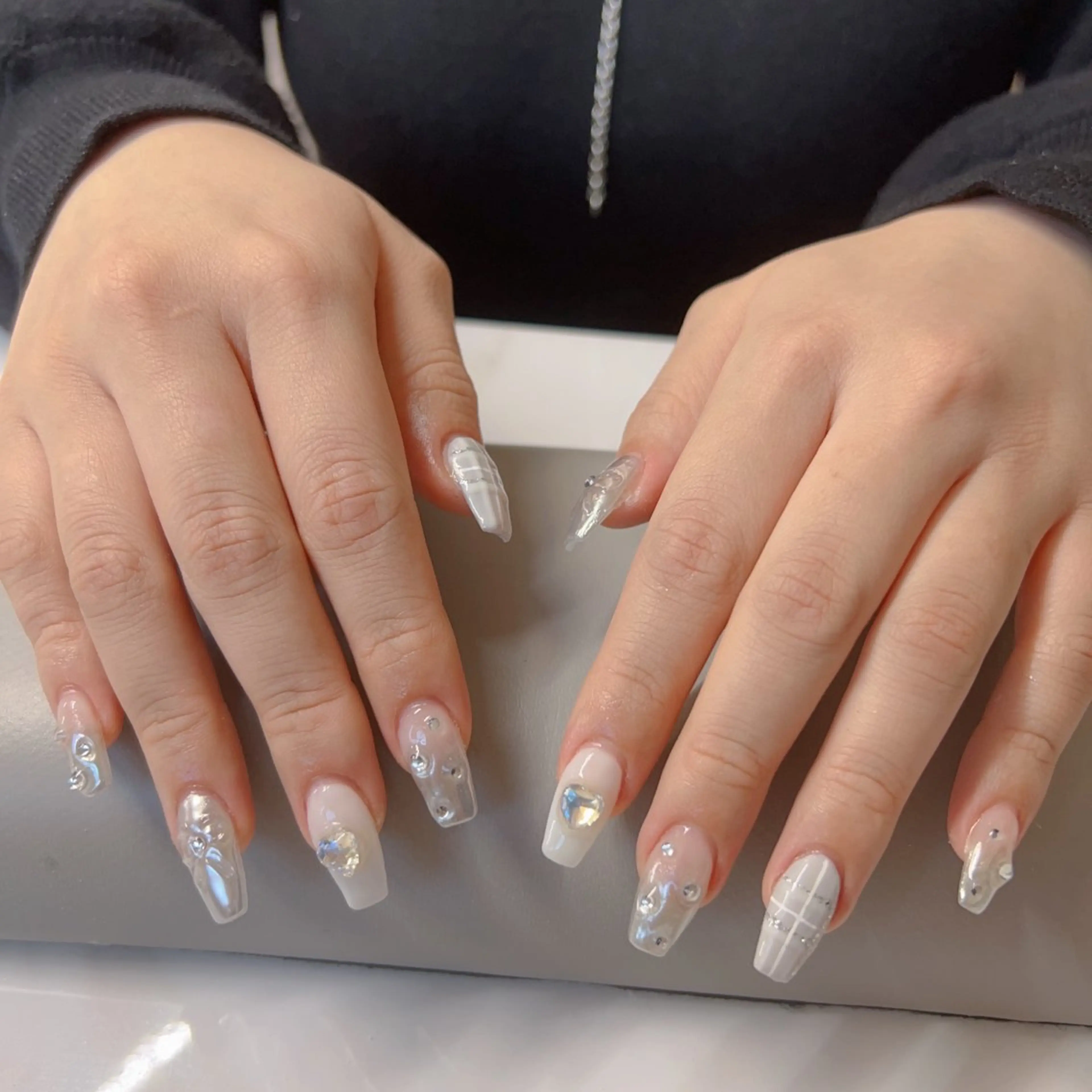 ネイル 成人式 フレンチネイル ジェルネイル グラデーション マグネットネイル Rika  nail cocoのネイルデザイン