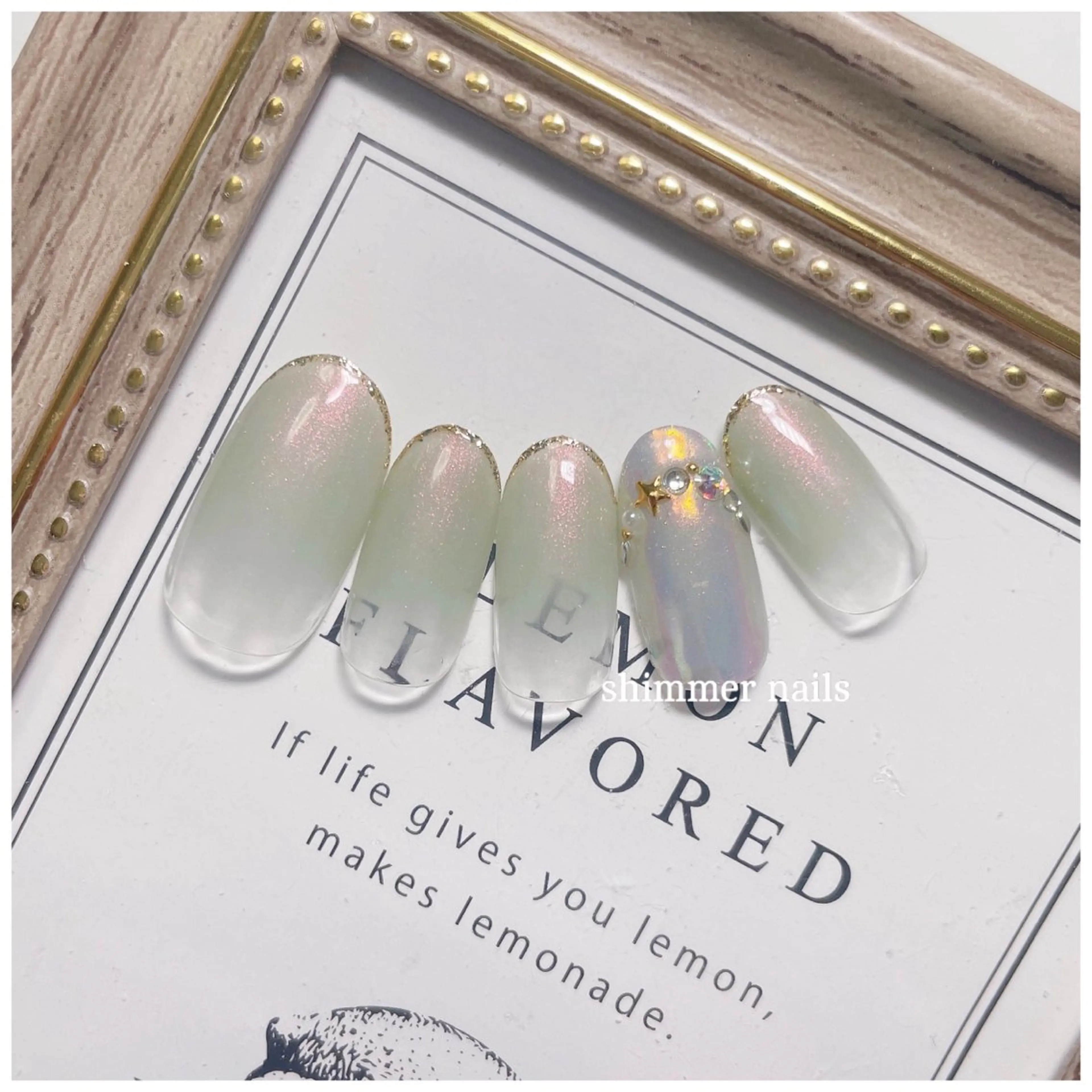 ネイル shimmer nailsのネイルデザイン