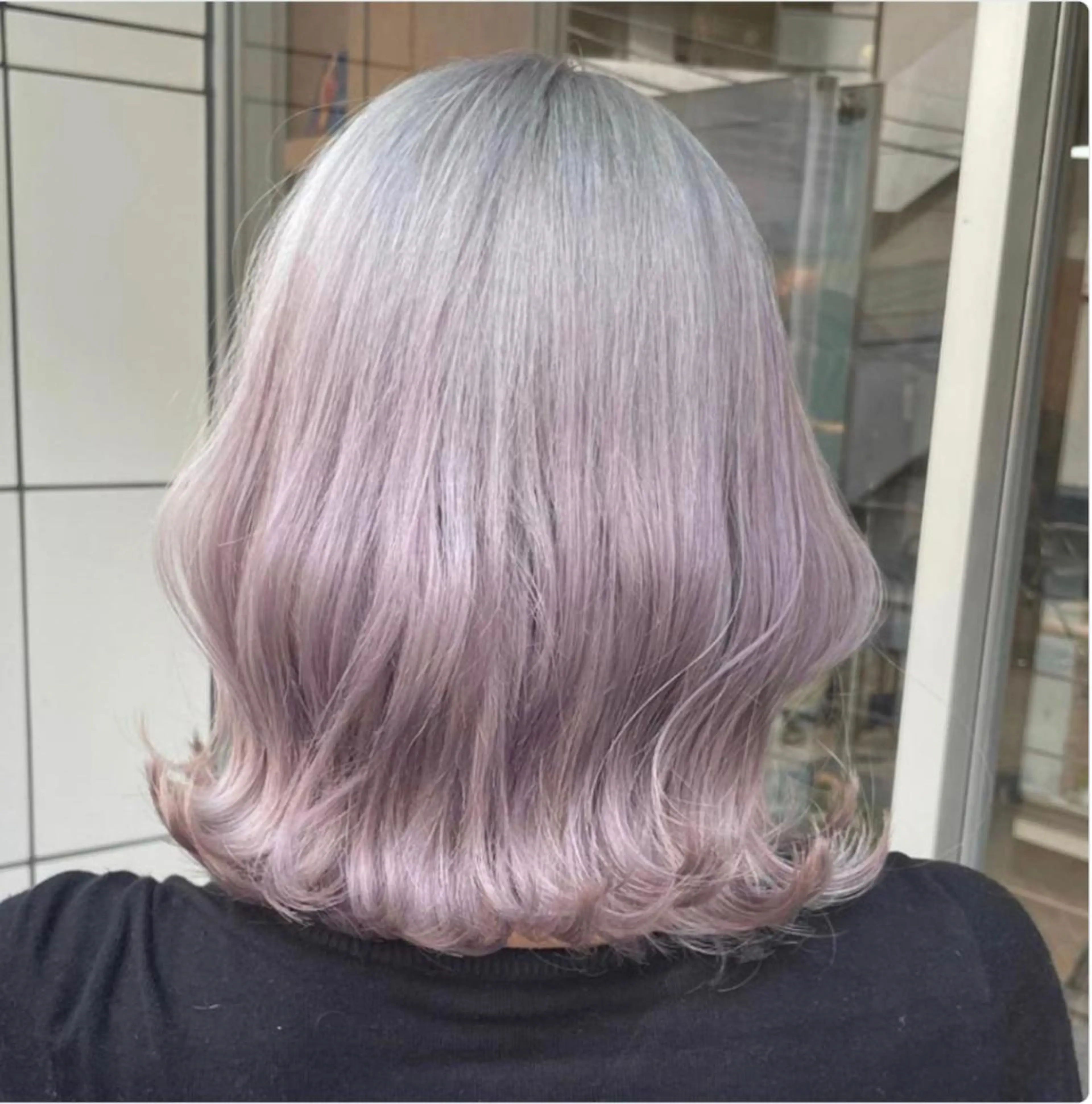 ミディアム カラー ヘアアレンジ ヘアカラー 🌹TikTok４万 ﾌｫﾛﾜｰ🌹AKIのヘアスタイル