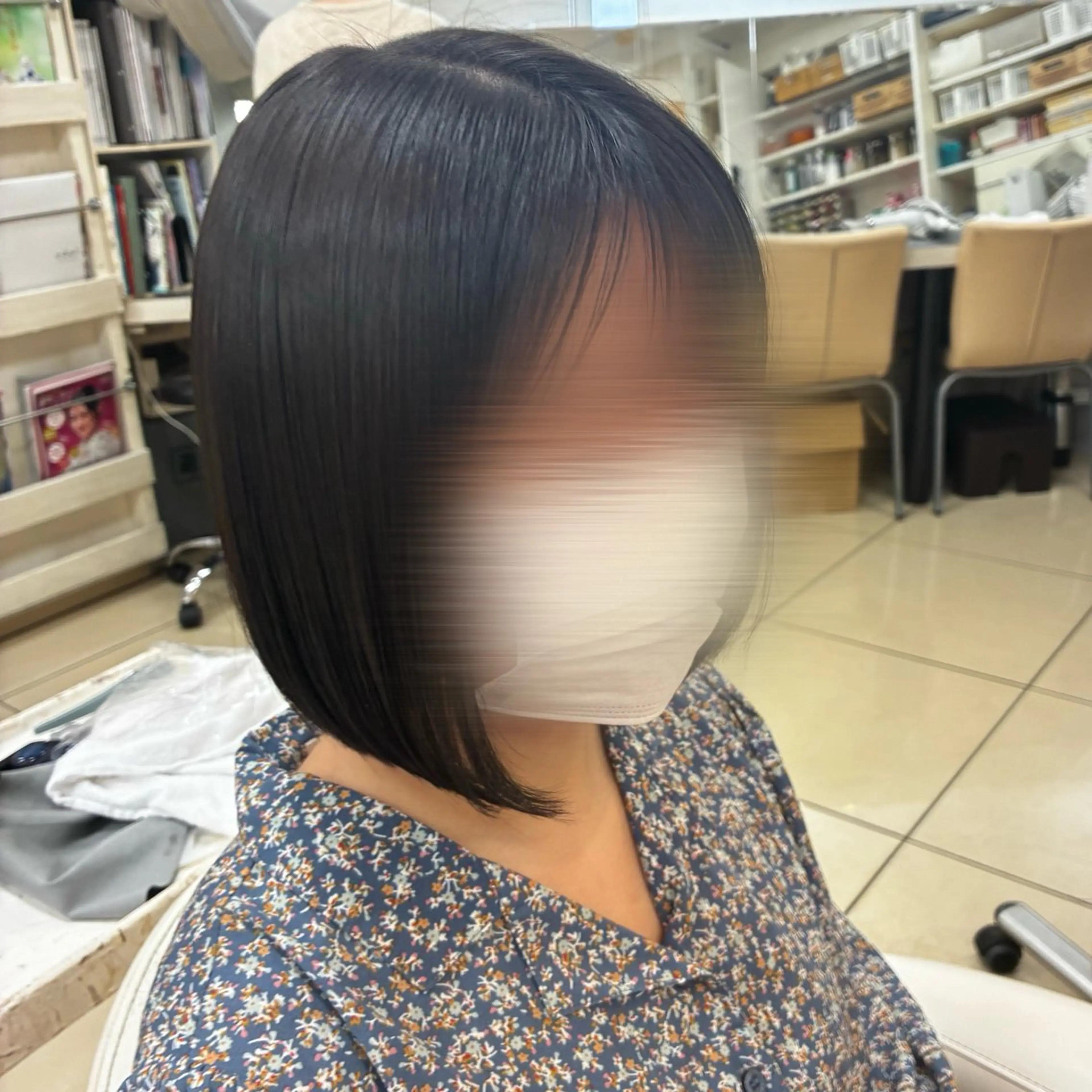 ミディアム トミオカ ノアのヘアスタイル
