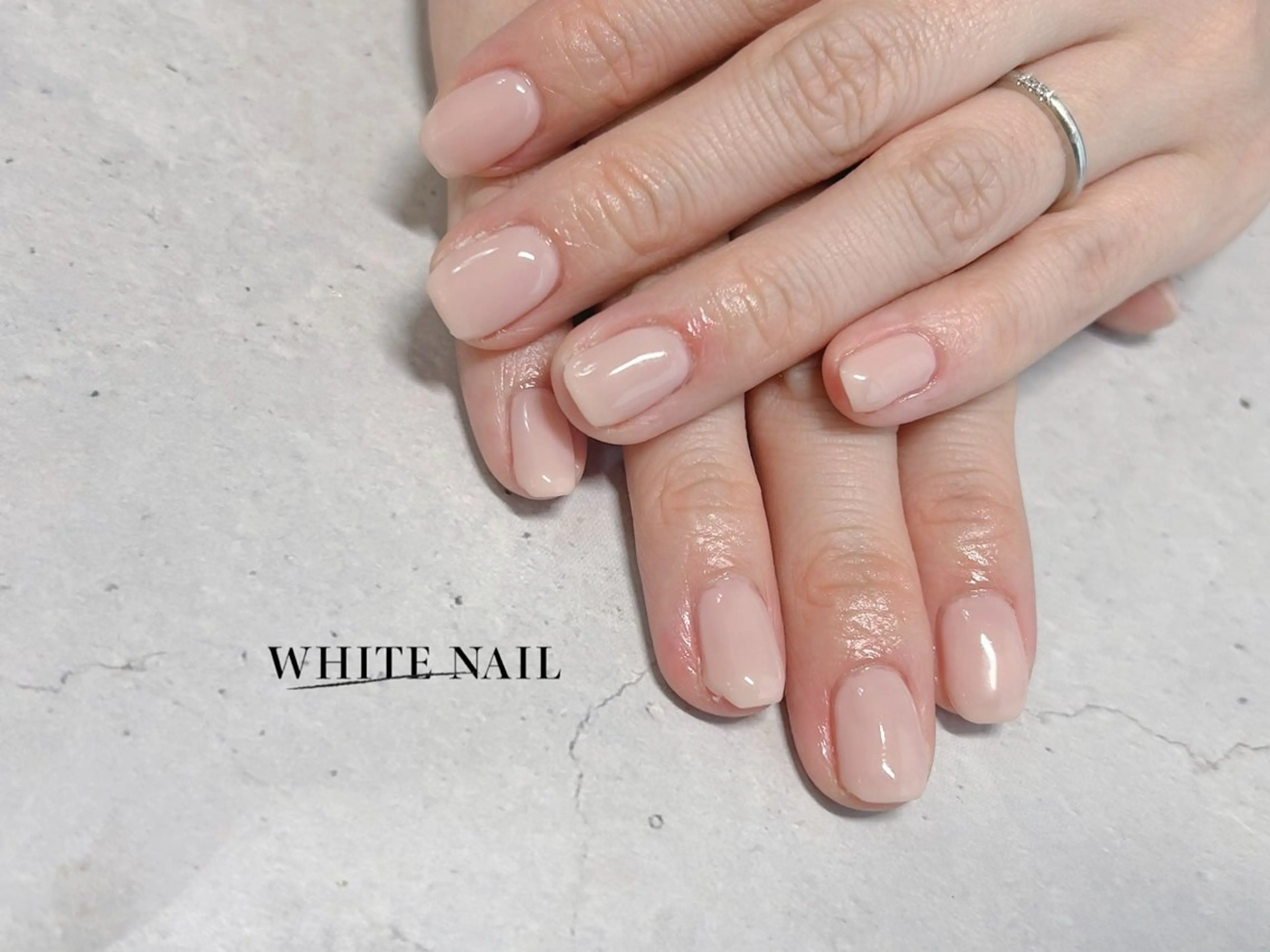 ネイル ワンカラーネイル ハンドネイル WHITE NAIL ホワイトネイルのネイルデザイン