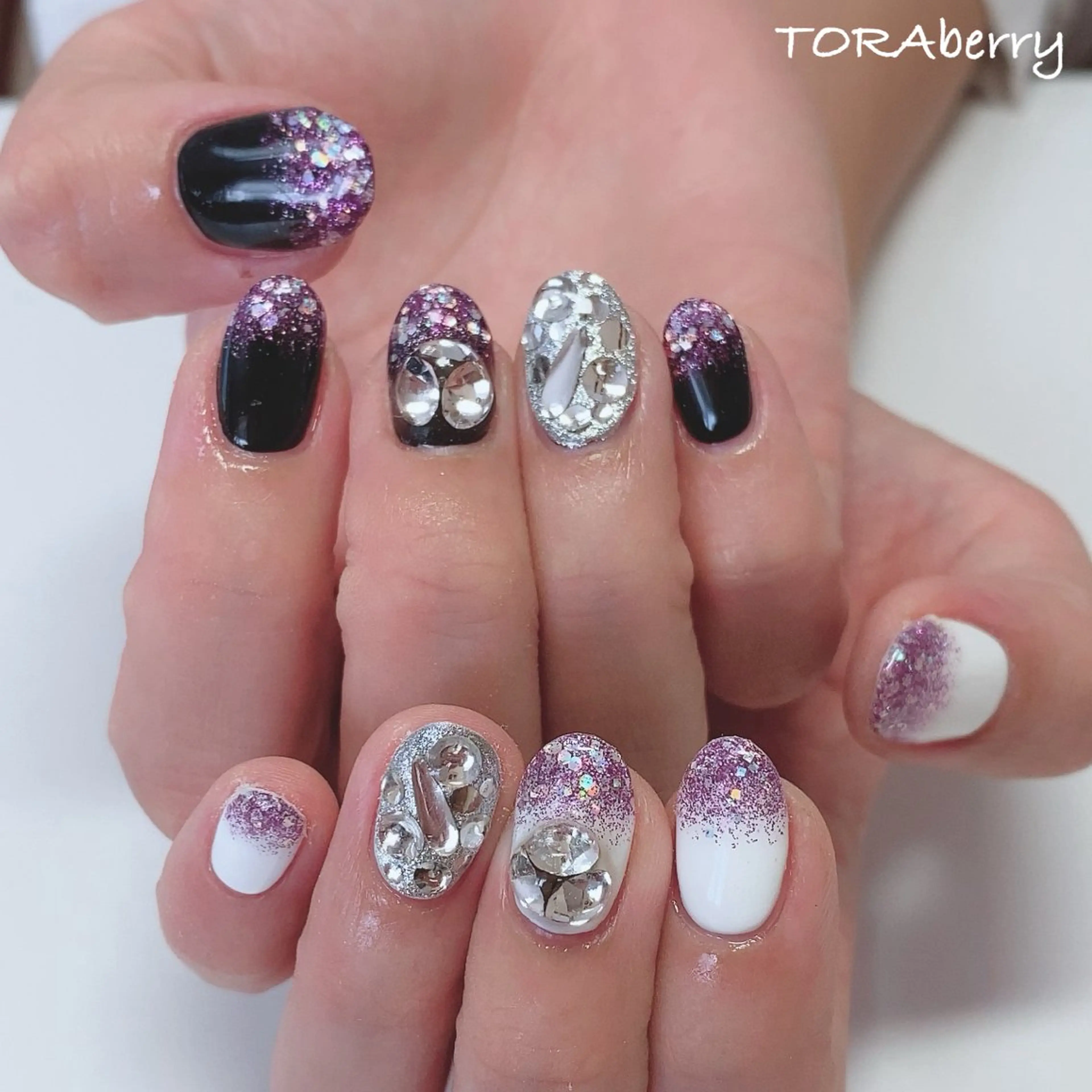 ネイル ネイリスト なつみのネイルデザイン