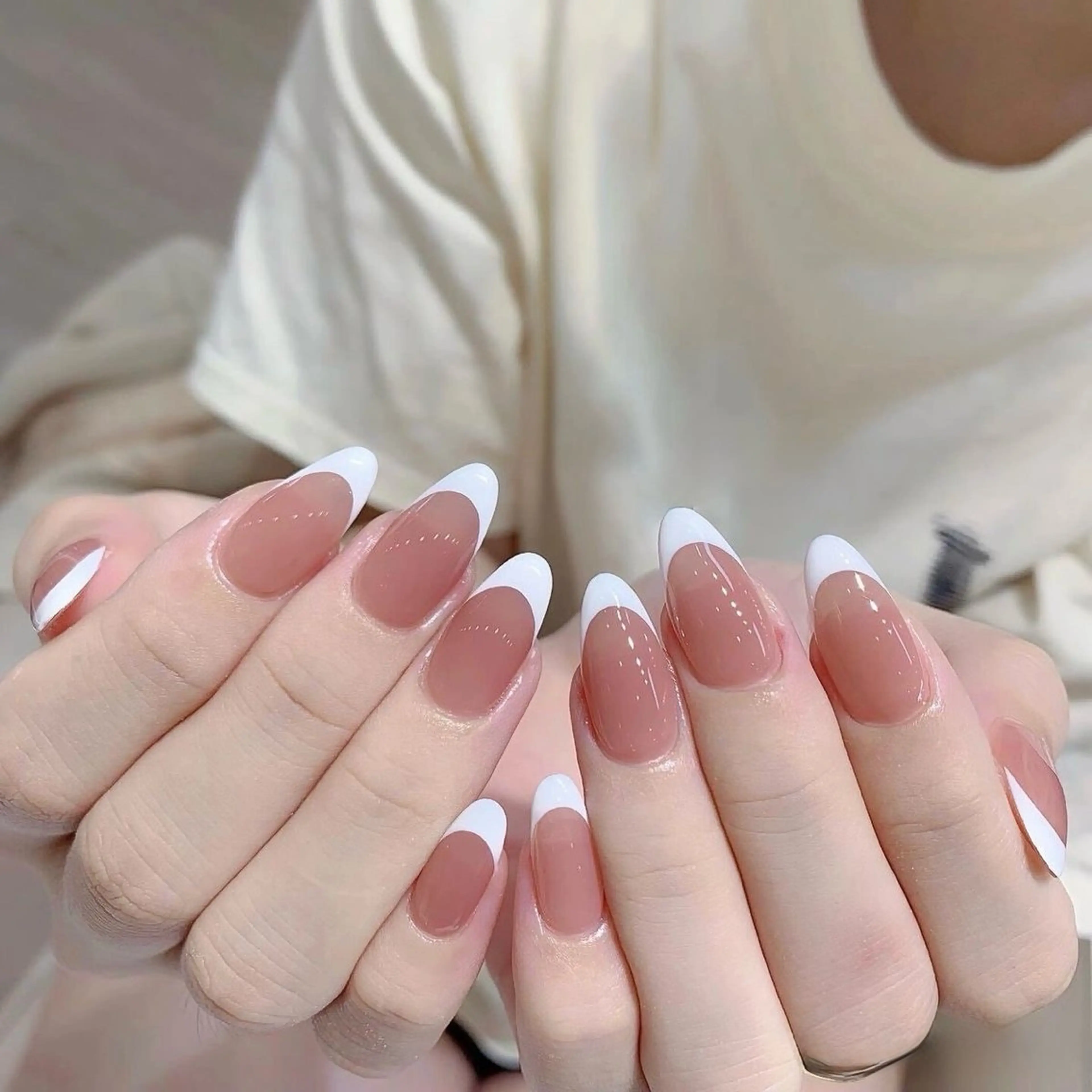 ネイル 長さ出し フレンチネイル グラデーション 卒業式 マグネットネイル ハンドネイル MIHANA NAILのネイルデザイン