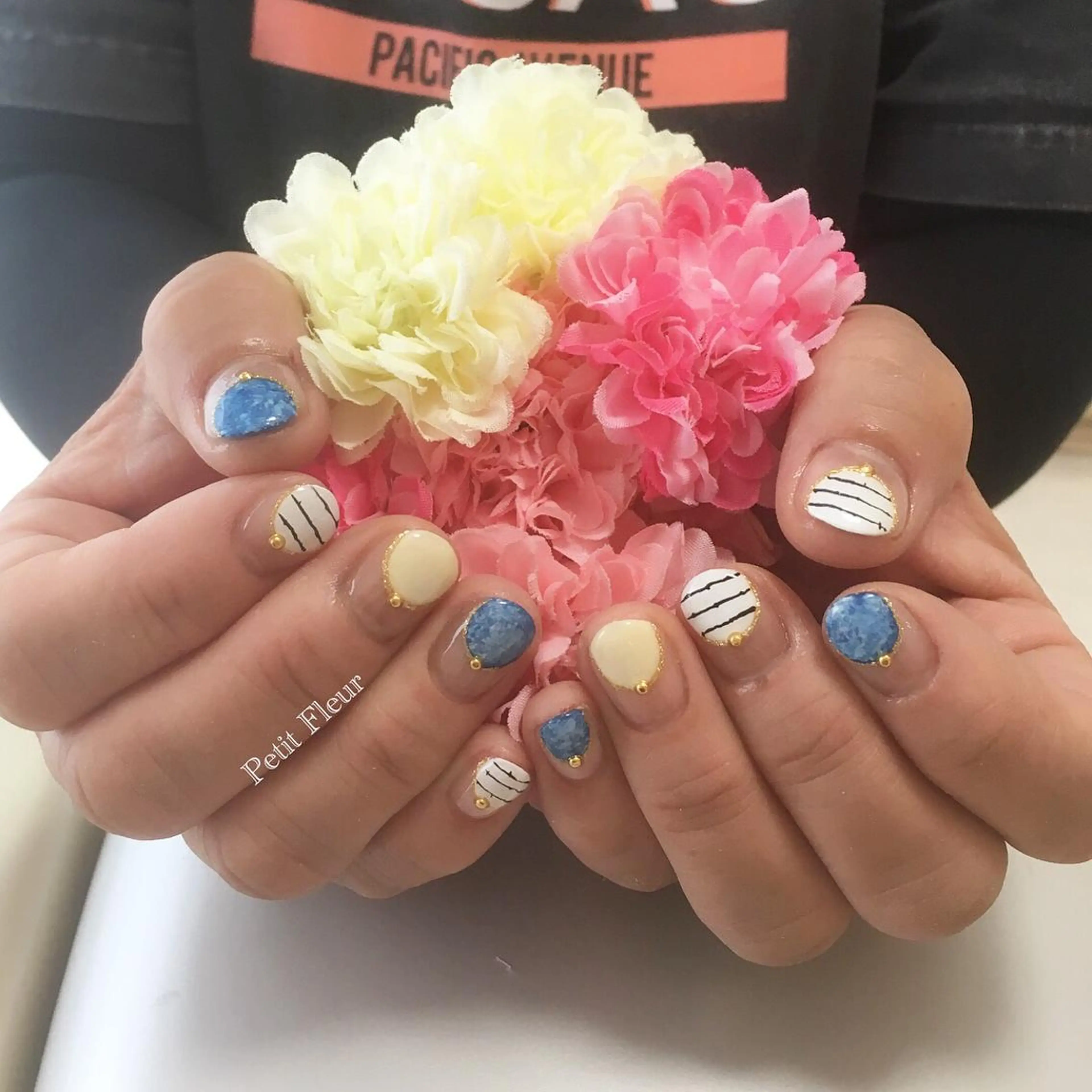 ネイル パステルネイル 春ネイル Petit Fleur所属・青柳 亜梨奈のマツエク・マツパデザイン