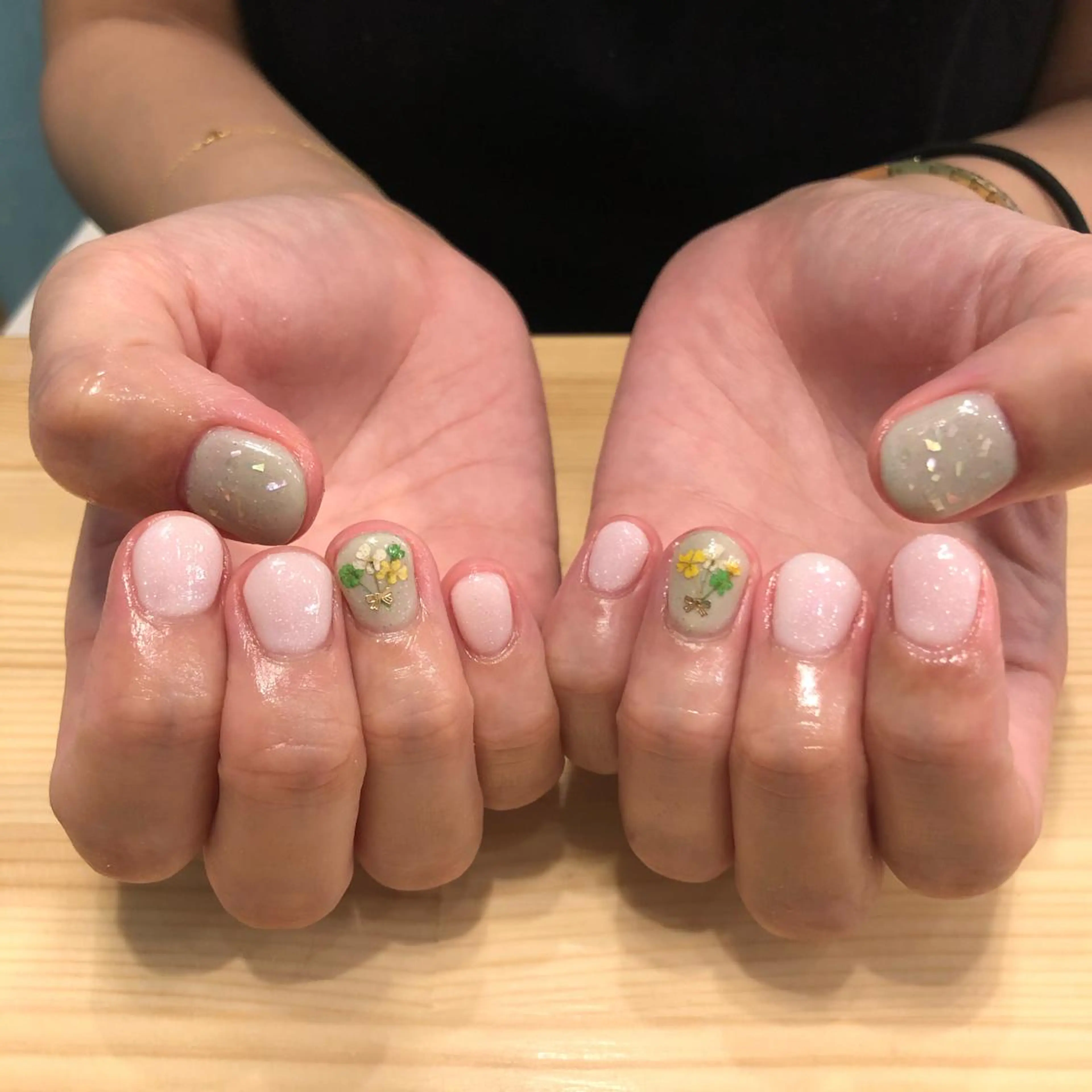 ネイル シンプルネイル ハンドネイル NAIL Alaia 𓇼のネイルデザイン