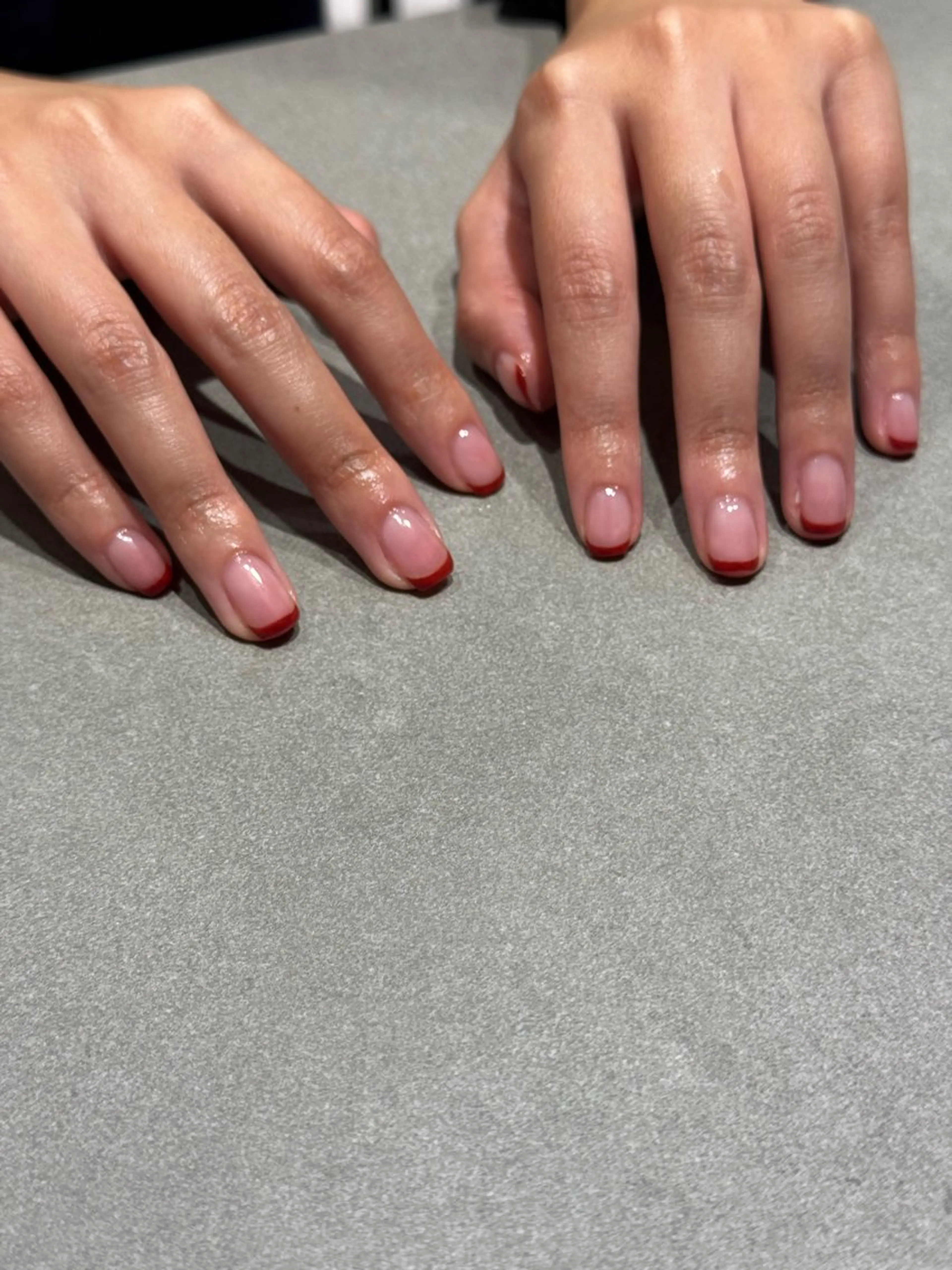 ネイル フレンチネイル 赤色 SALON VILLAGE Kinshicho所属・Leflou錦糸町 Akoのネイルデザイン