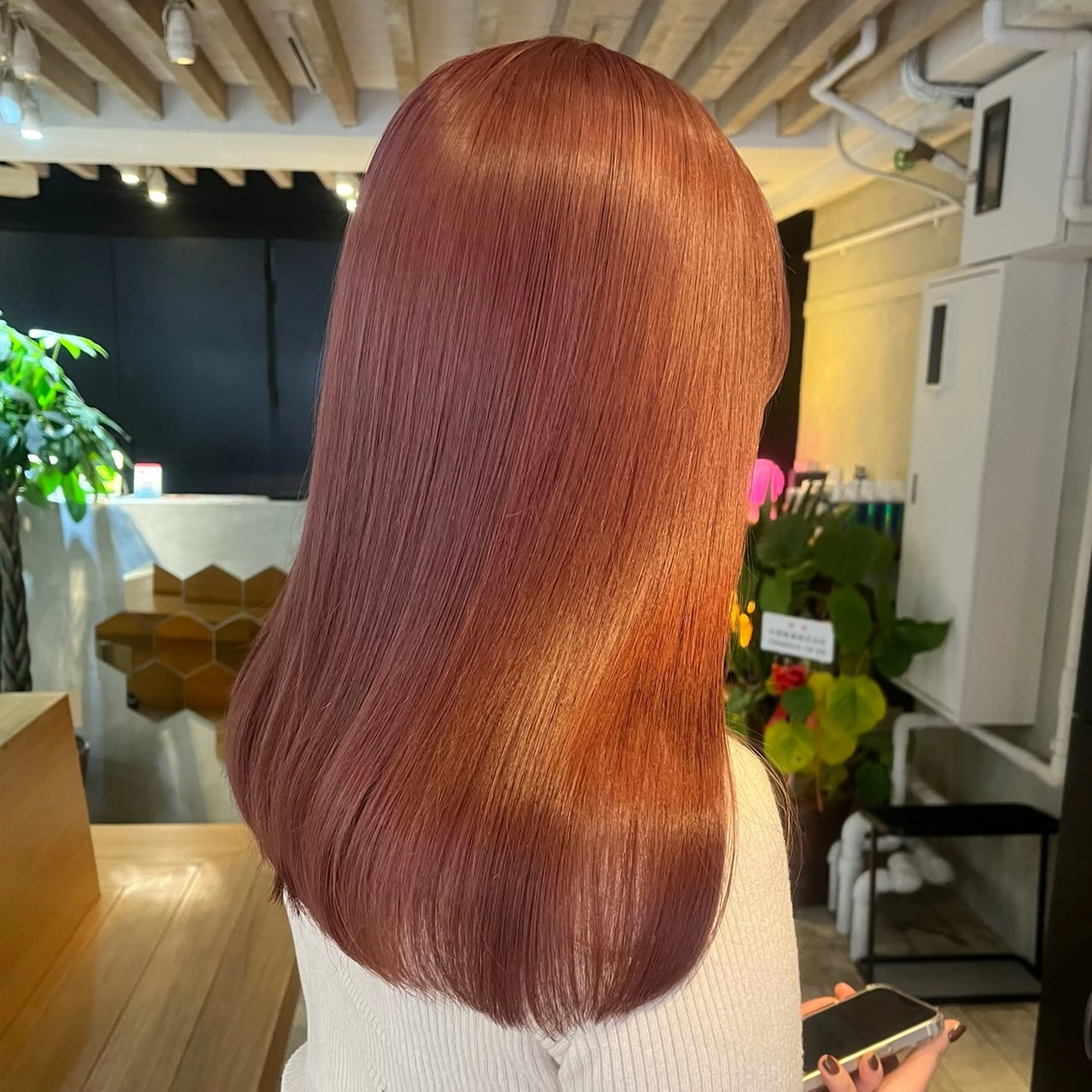 ミディアム カラー ヘアアレンジ ヘアカラー トリートメント ヘアセット ボブハイトーン🦖 デザインMAMIのヘアスタイル