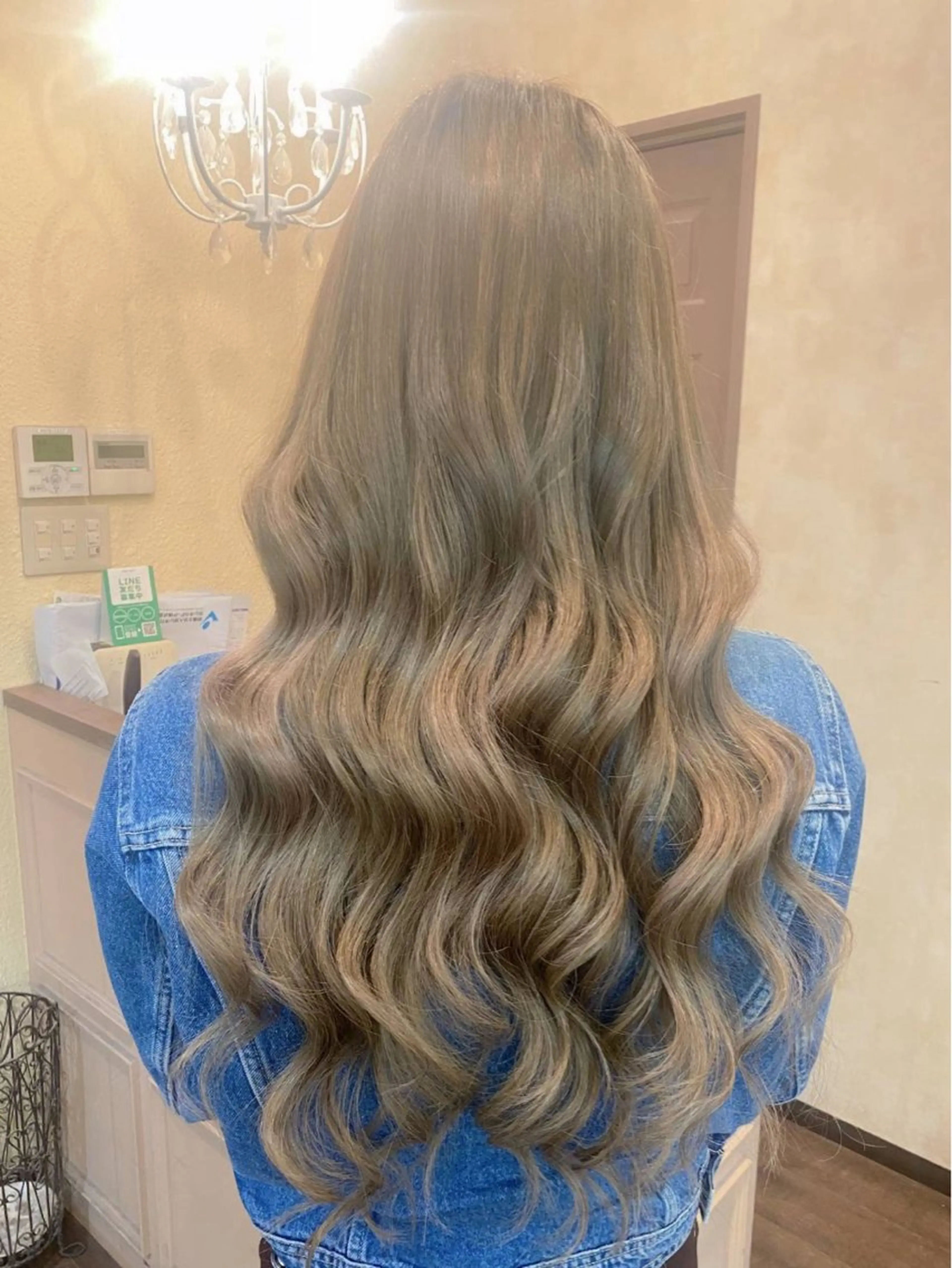 ロング ヘアアレンジ シールエクステ エクステ カット エクステ MagicMush ✴︎シールエクステのヘアスタイル