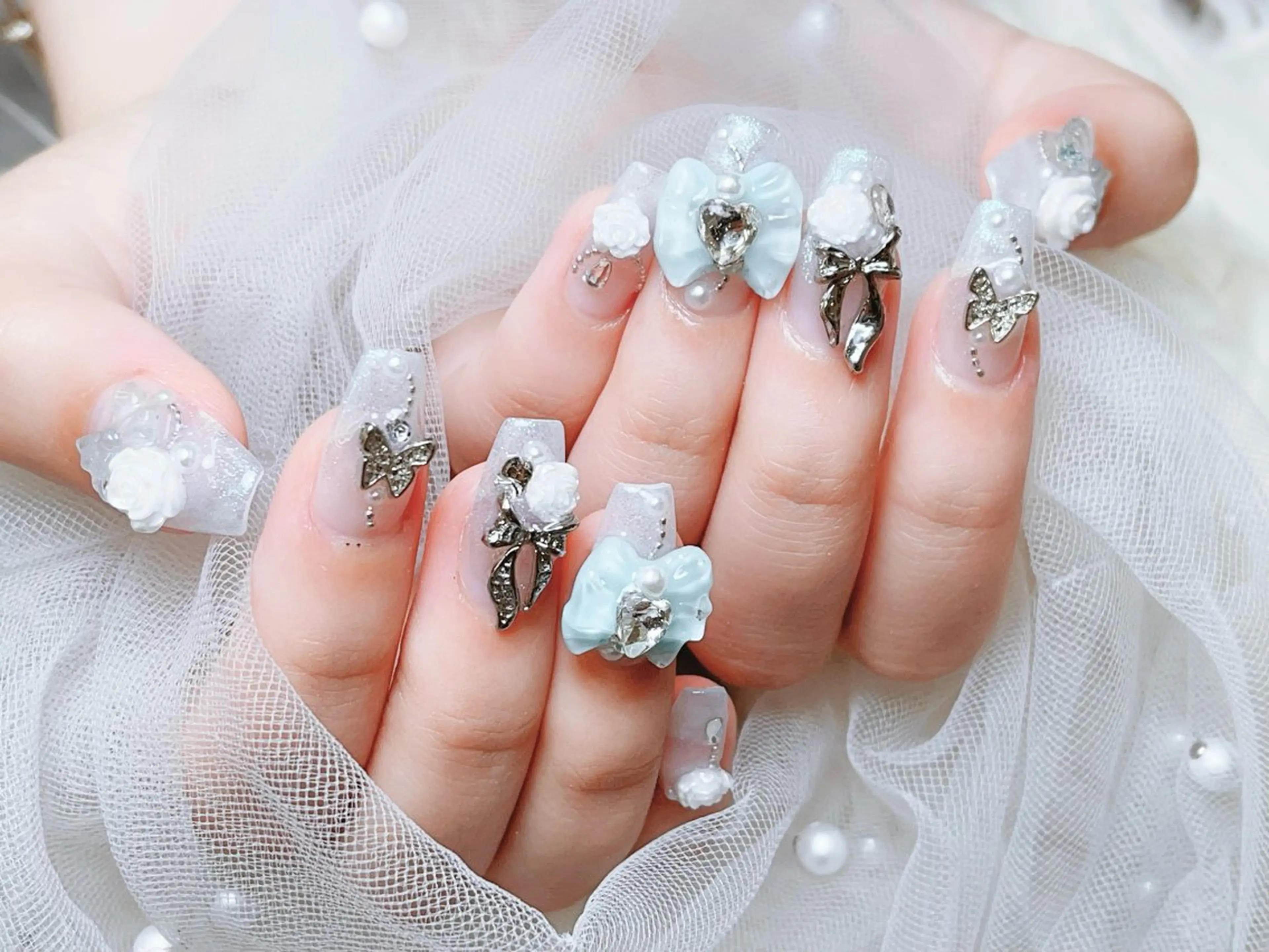 メンズ ネイル アートネイル フレンチネイル ジェルネイル キラキラネイル パラジェル ハンドネイル Bloom スカルプ専門店のネイルデザイン