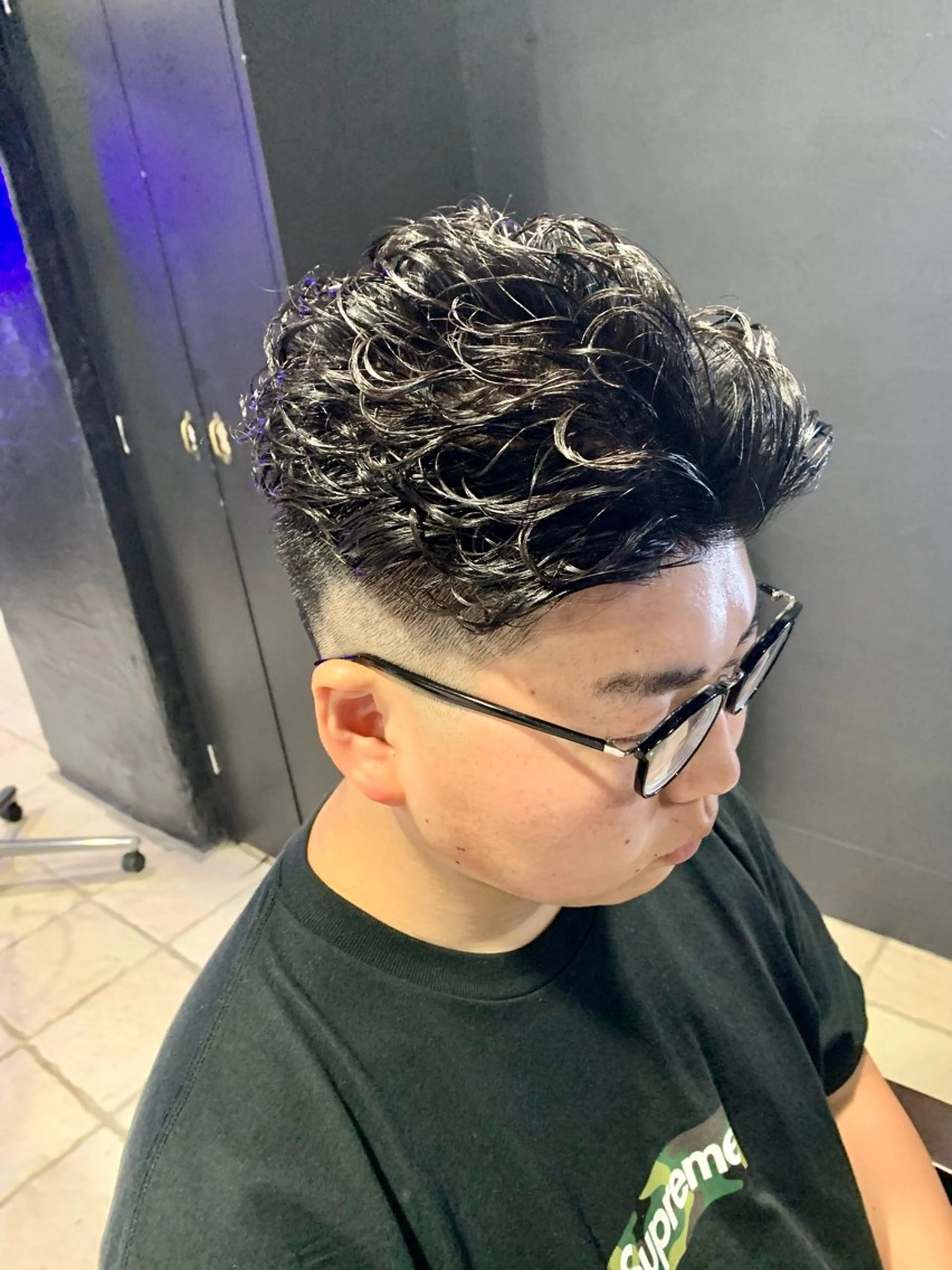 ショート メンズ フェードカット カット ヘアカラー パーマ ヘアセット メンズパーマ/難波/ 心斎橋　室園亮佑のヘアスタイル