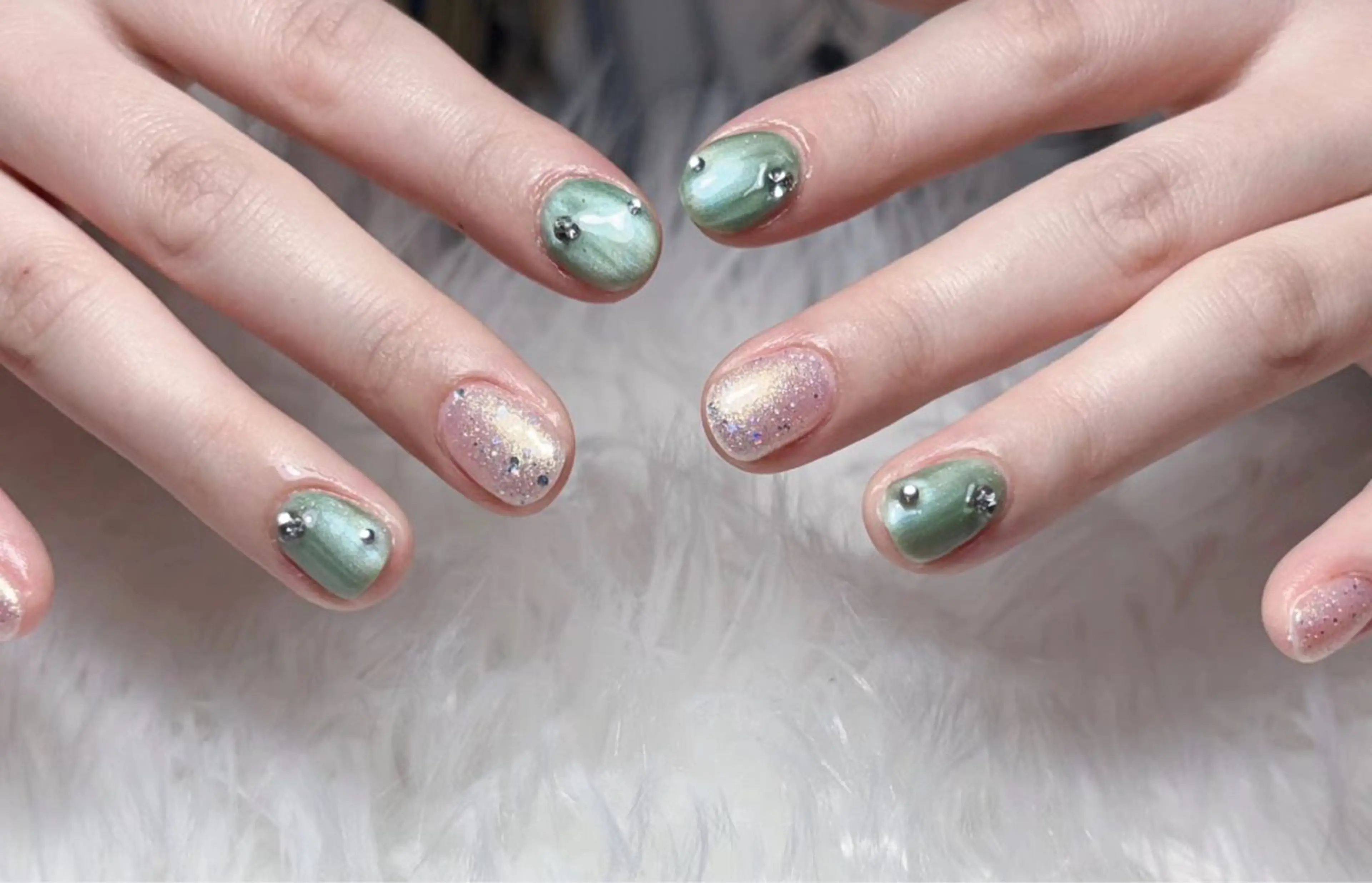 ネイル ハンドネイル コネコ ネイルサロンのネイルデザイン