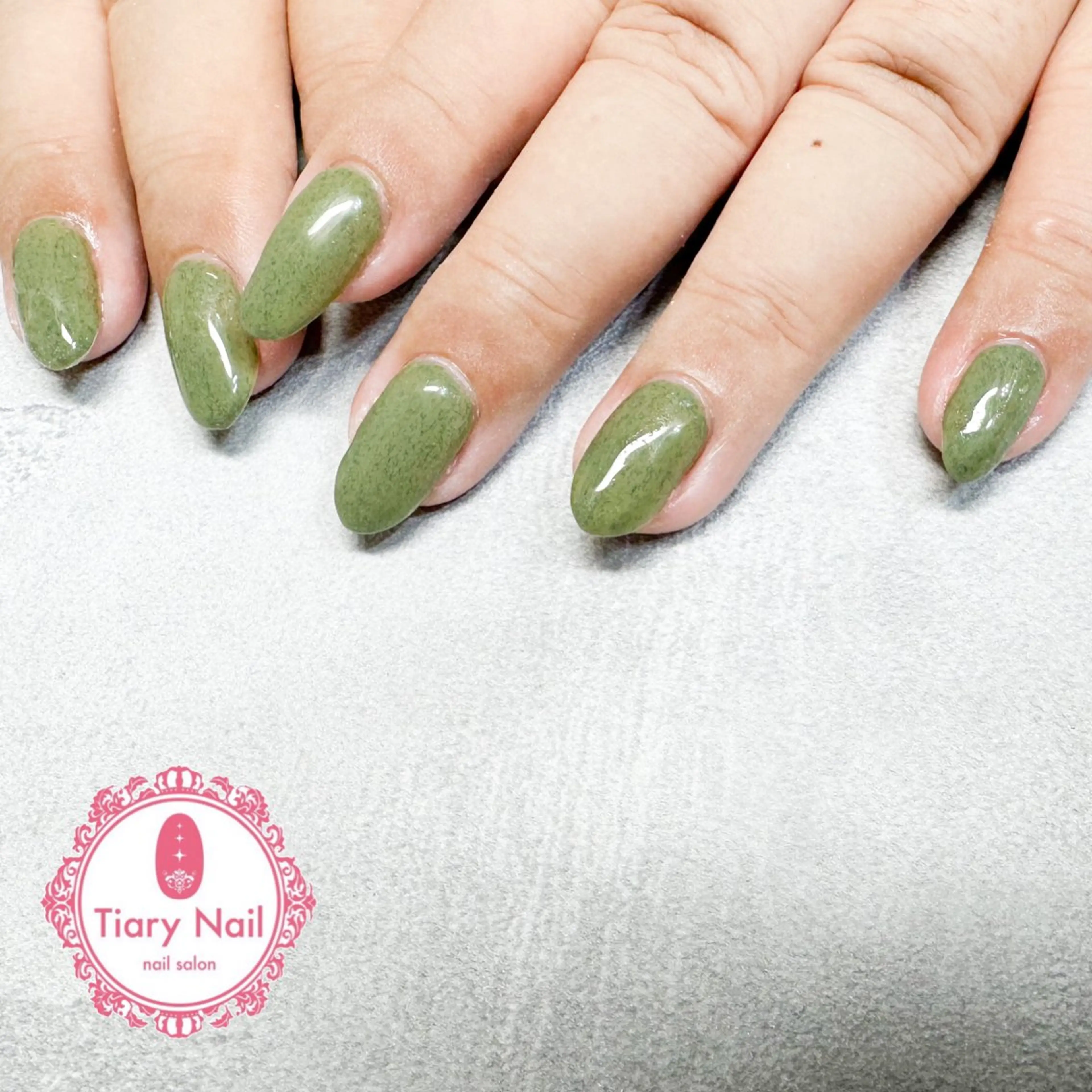 ネイル tiarynail K K🐼のネイルデザイン