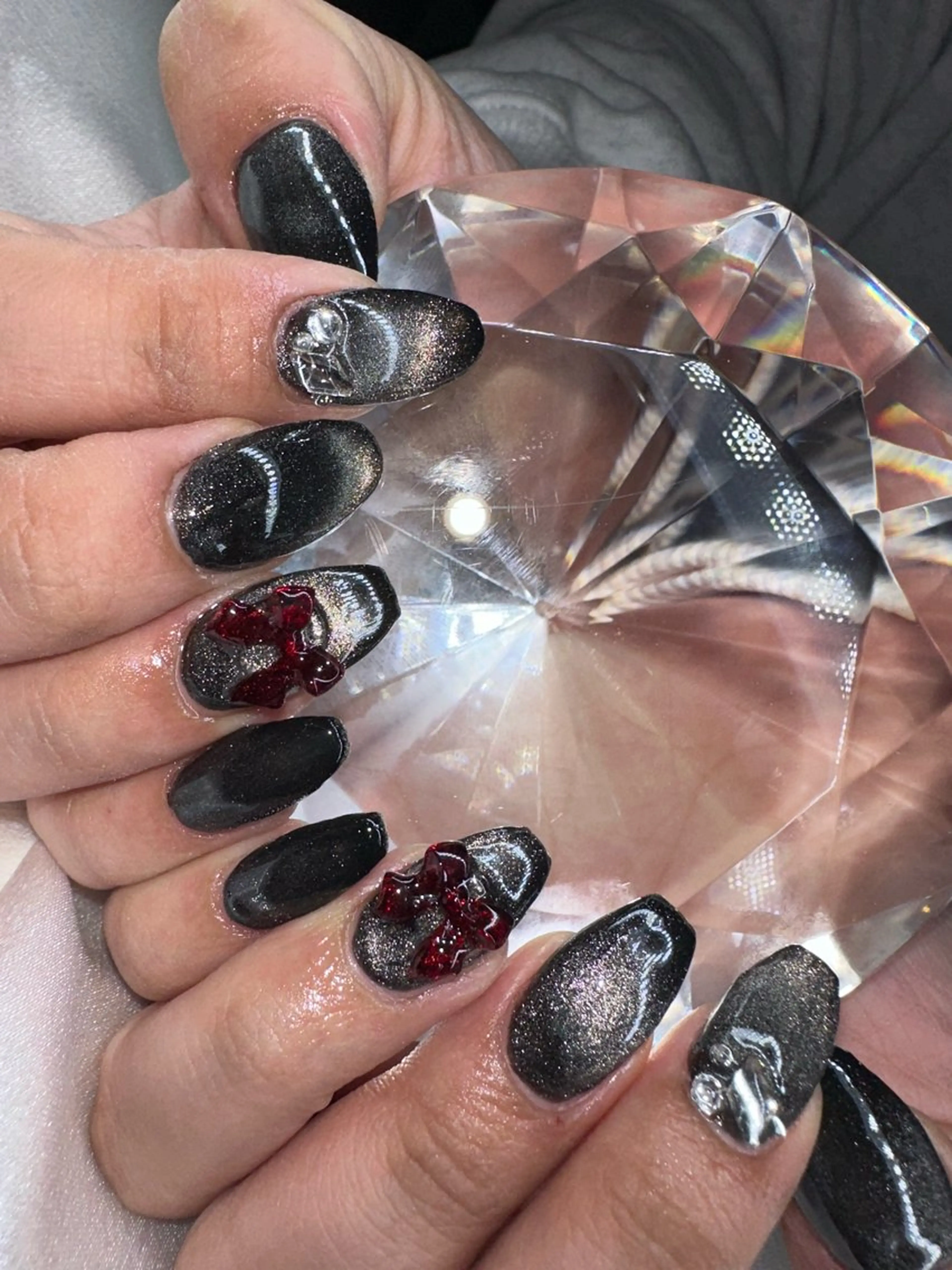 ミディアム ハンドネイル YOKOSUKA🧸 NAIL🌿🫧💛のネイルデザイン