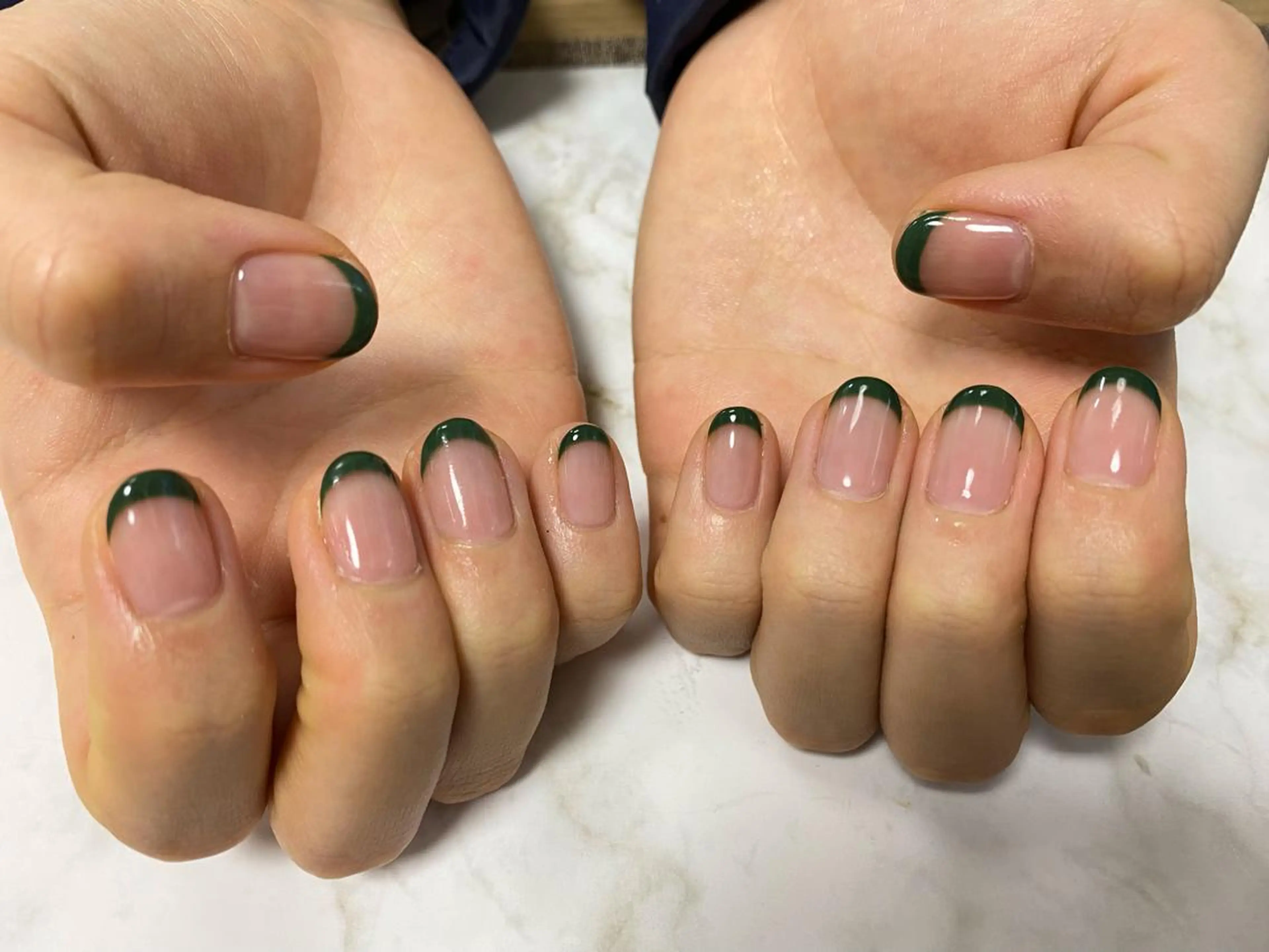 ネイル フレンチネイル mogunail &blowのネイルデザイン