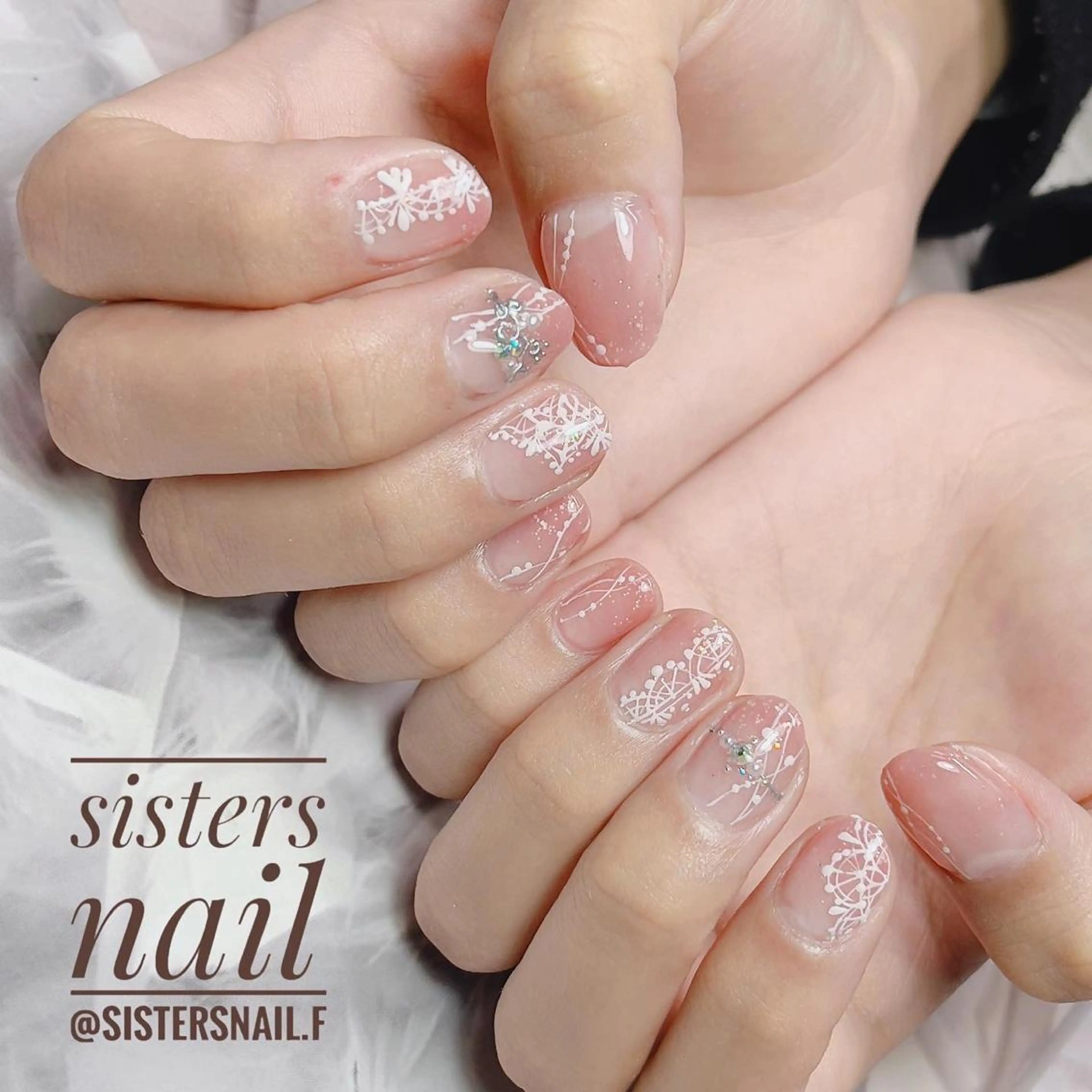 ネイル アートネイル グラデーション キラキラネイル レース ラメ(グリッター) sisters nail.fのネイルデザイン