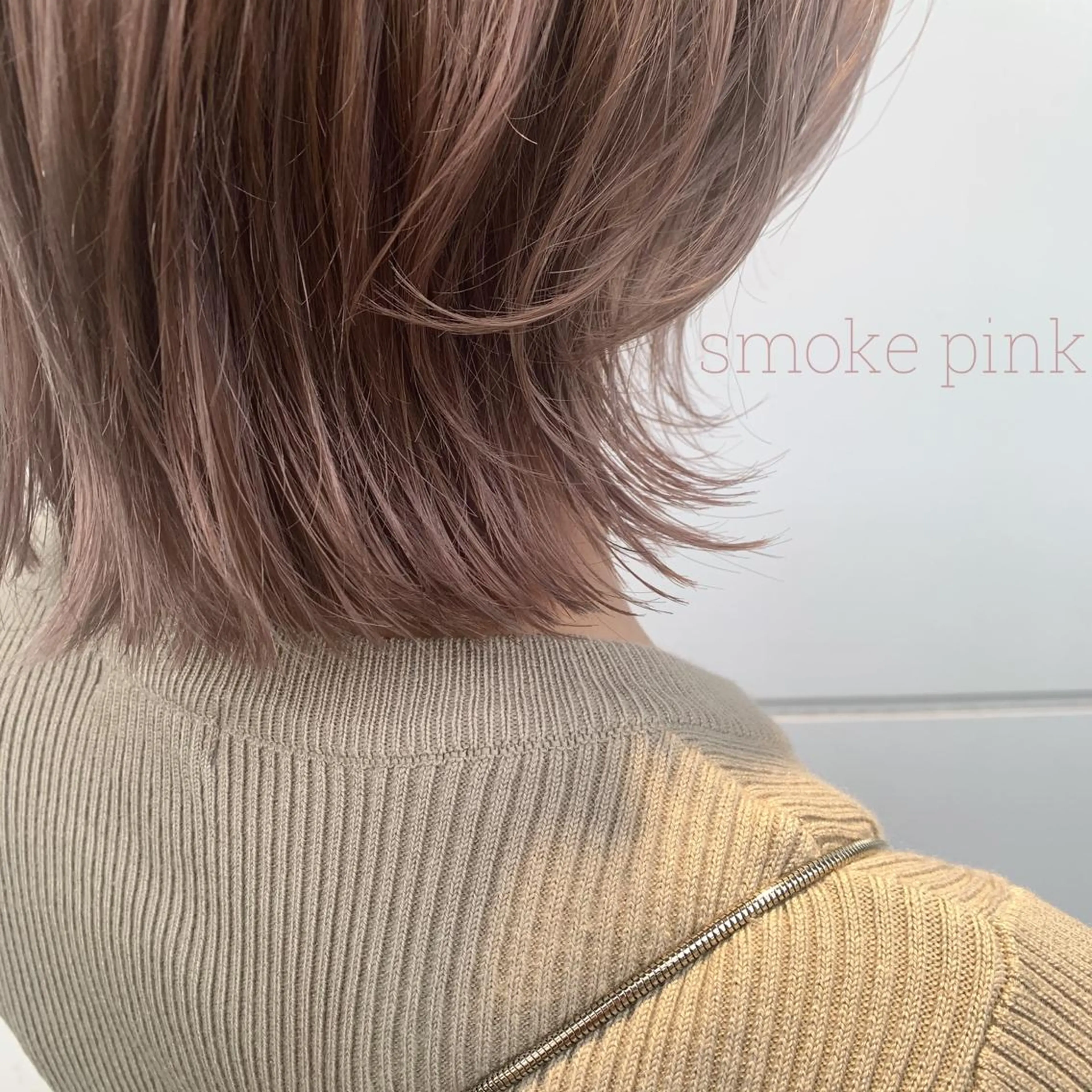 ミディアム カラー RINA🧤 デザインとボブのヘアスタイル