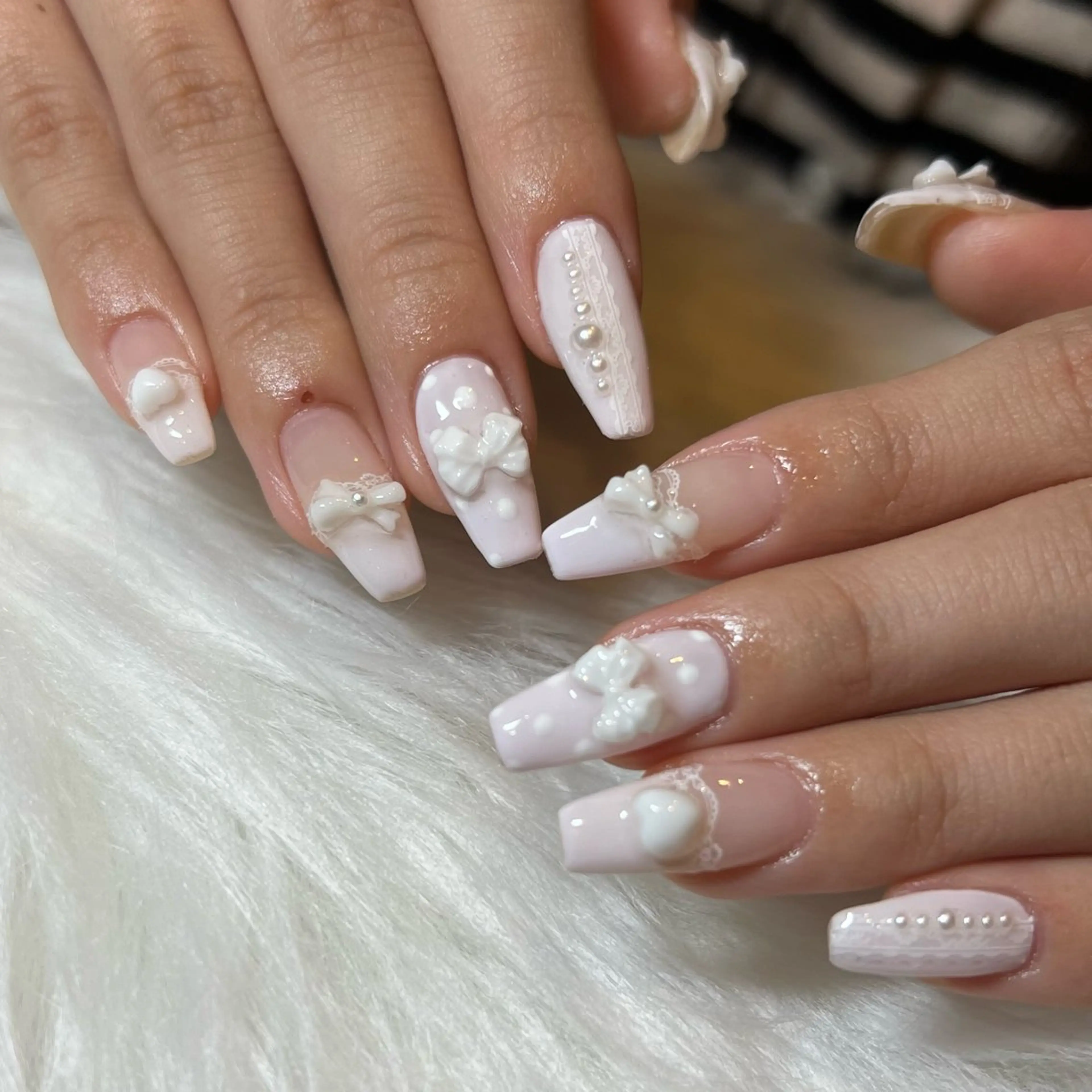 ネイル レース パステルネイル ピンク 春ネイル ハンドネイル maeda 💫のネイルデザイン