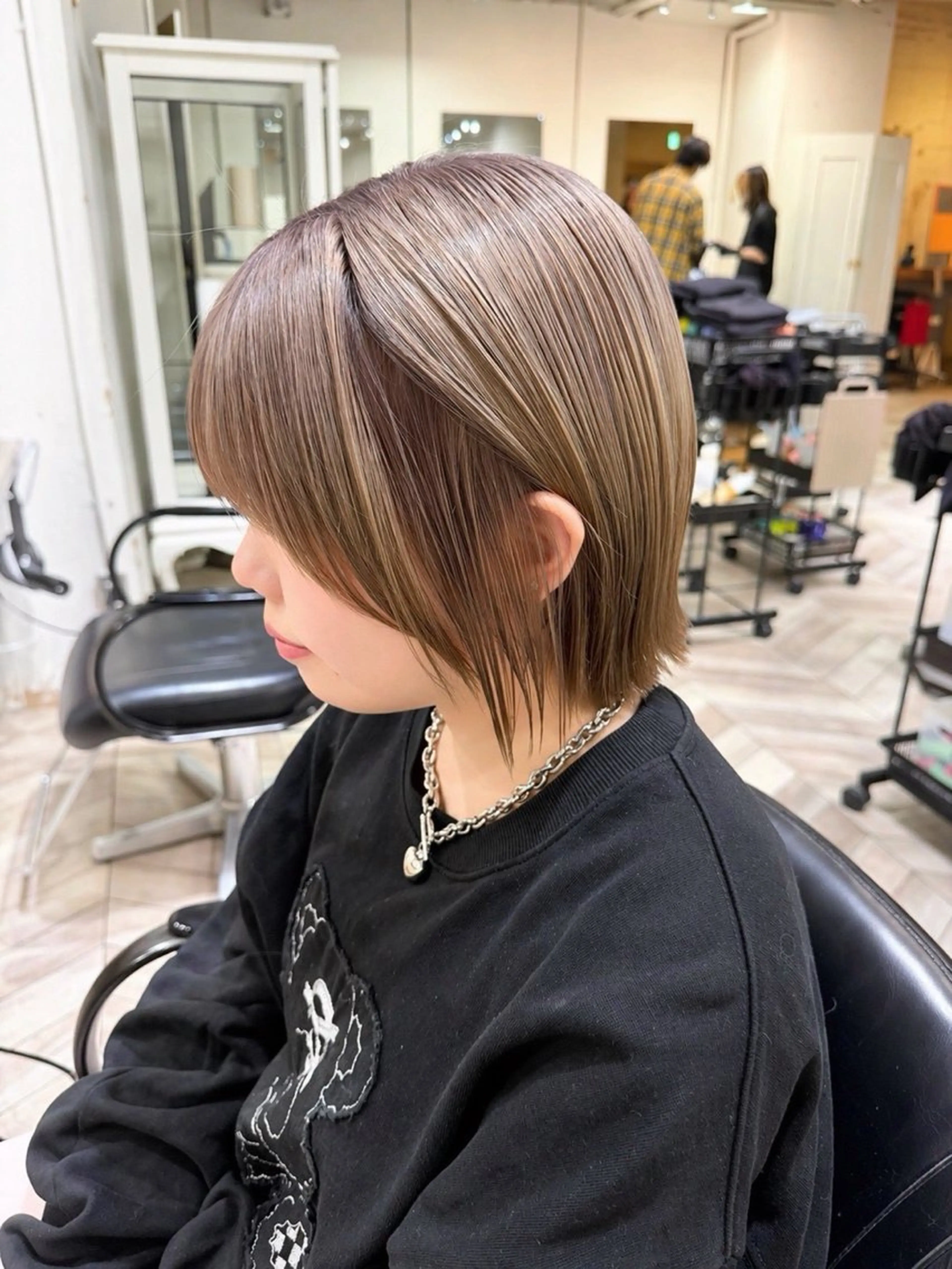 ショート カラー メンズ ベージュカラー ダブルカラー ミルクティーベージュ 🎨カラー特化🎨 ユウトのヘアスタイル