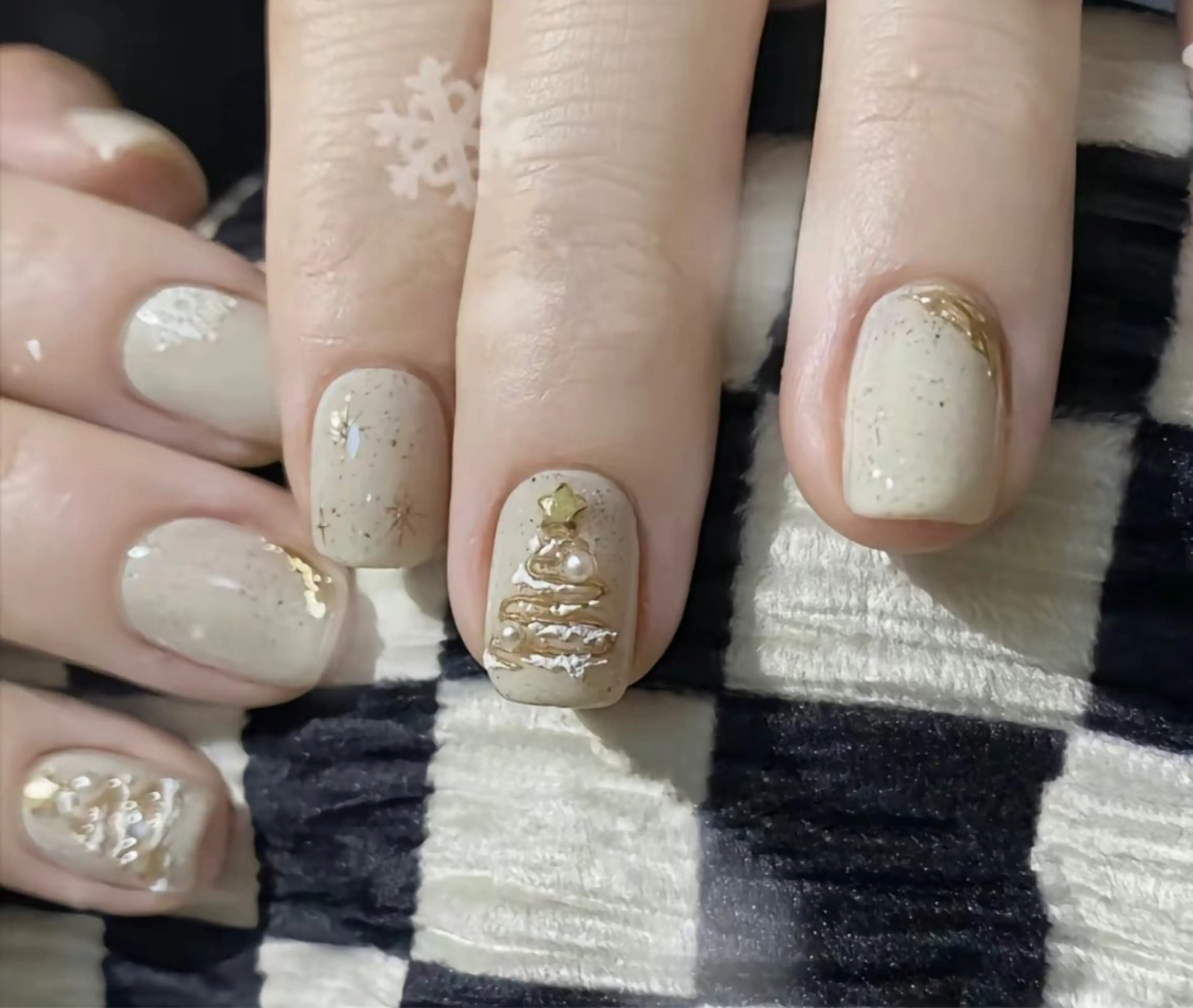 ネイル mionail 難波店のネイルデザイン