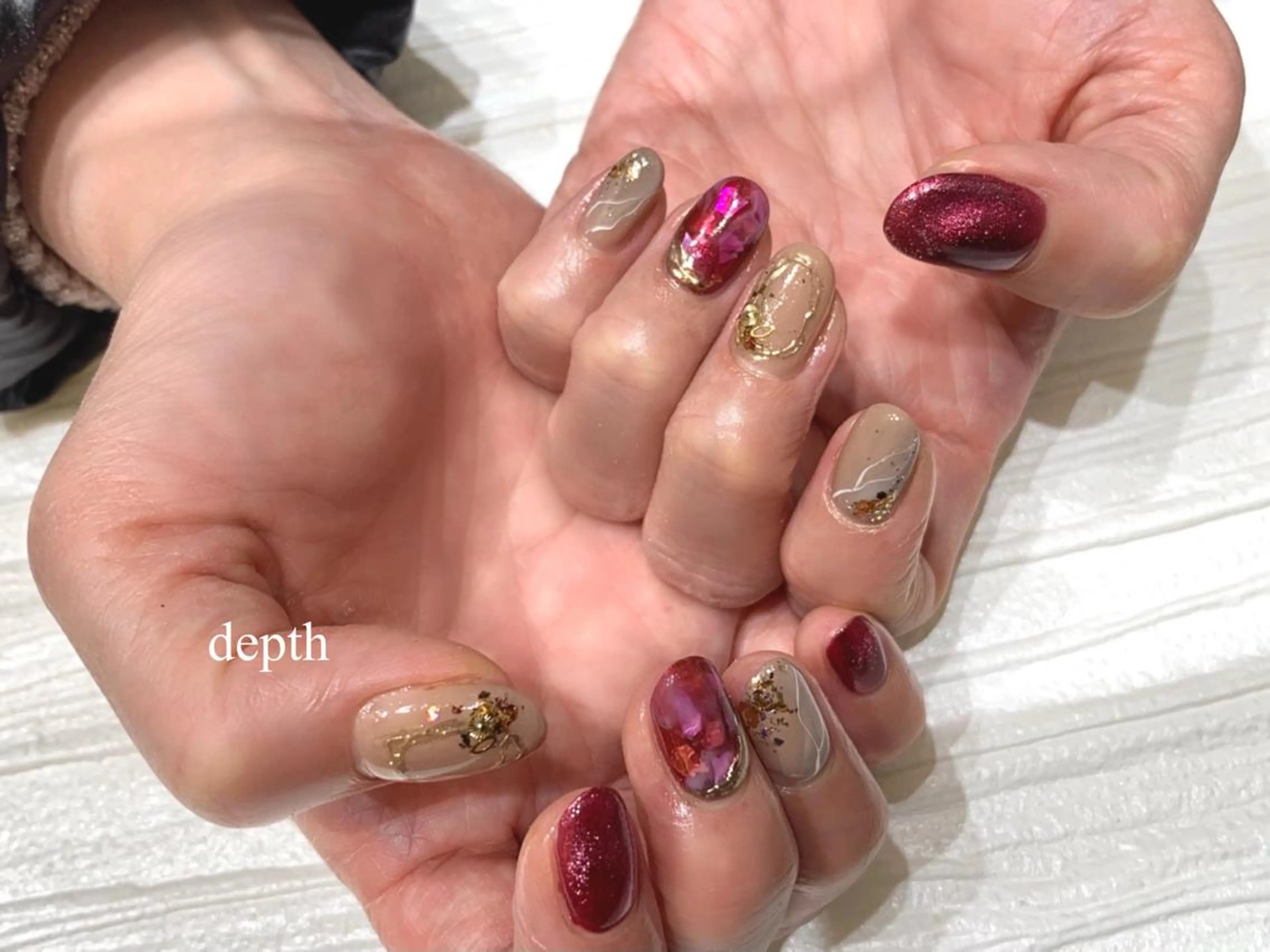 ミディアム m kaori𓃟のネイルデザイン