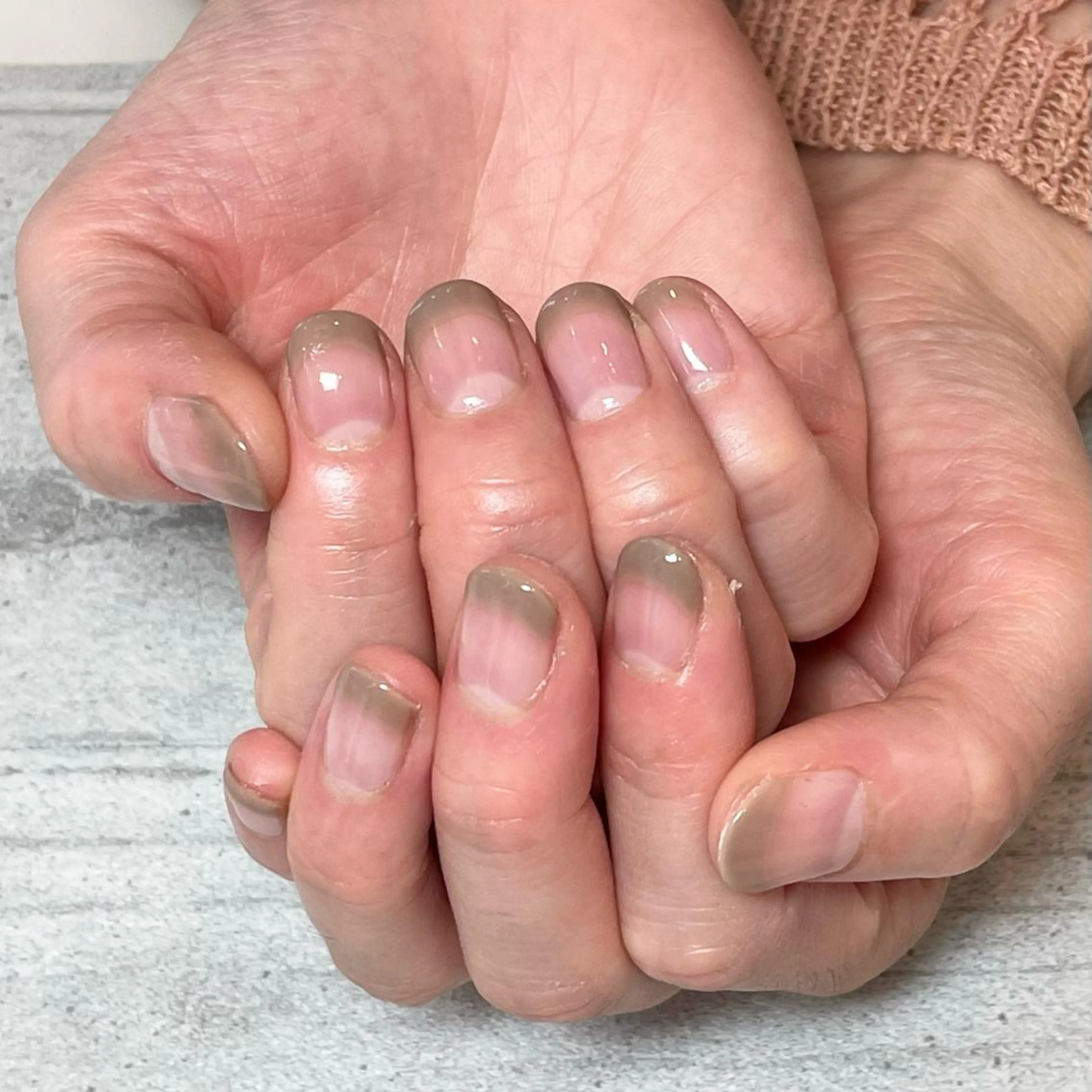 ネイル フレンチネイル CHOUETTE Shioriのネイルデザイン