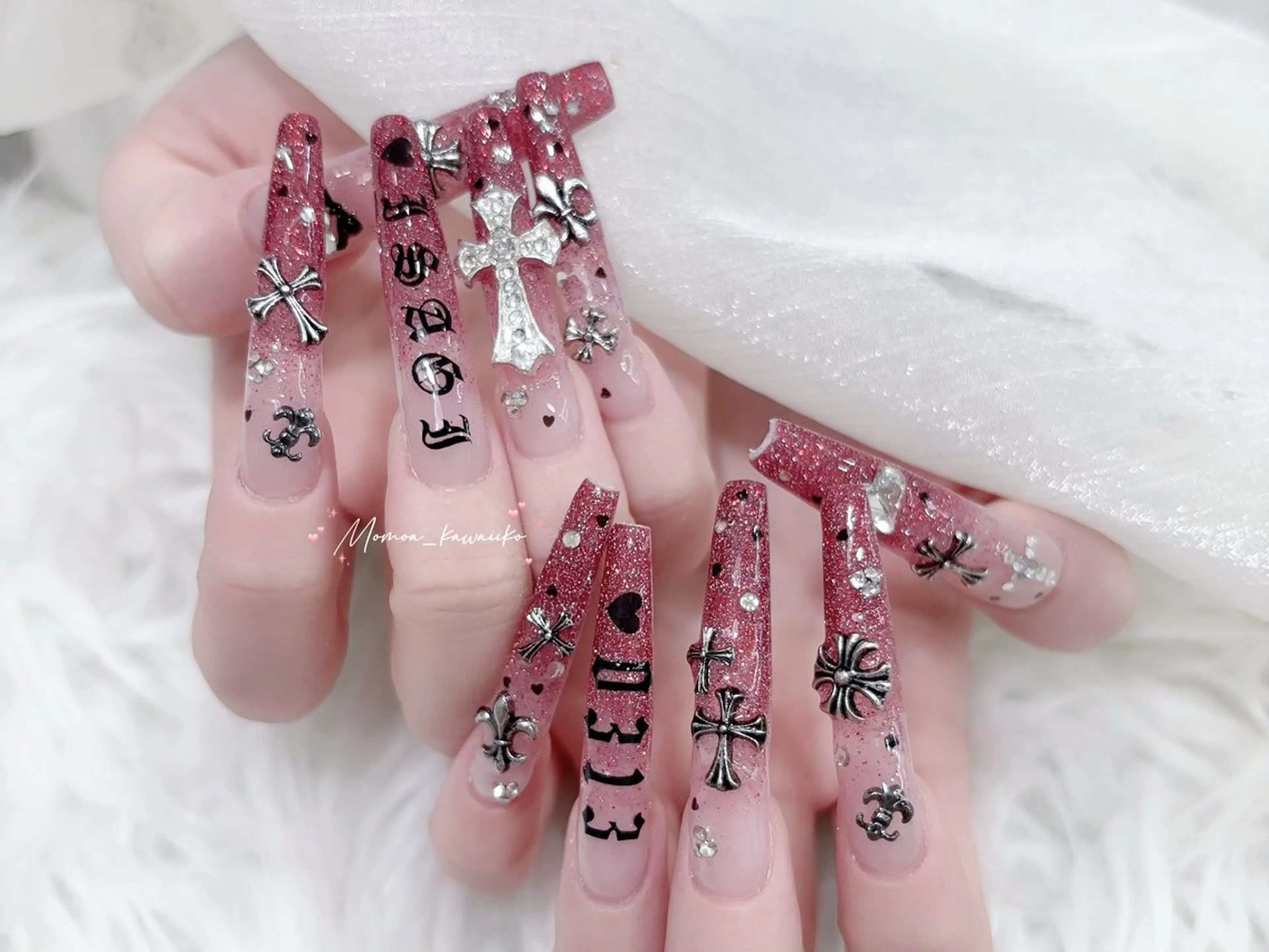 ネイル 成人式 マグネットネイル 大理石ネイル(マーブル) リボン 夏ネイル ハンドネイル MoMoA Nail ネイル長さ出し専門店のネイルデザイン