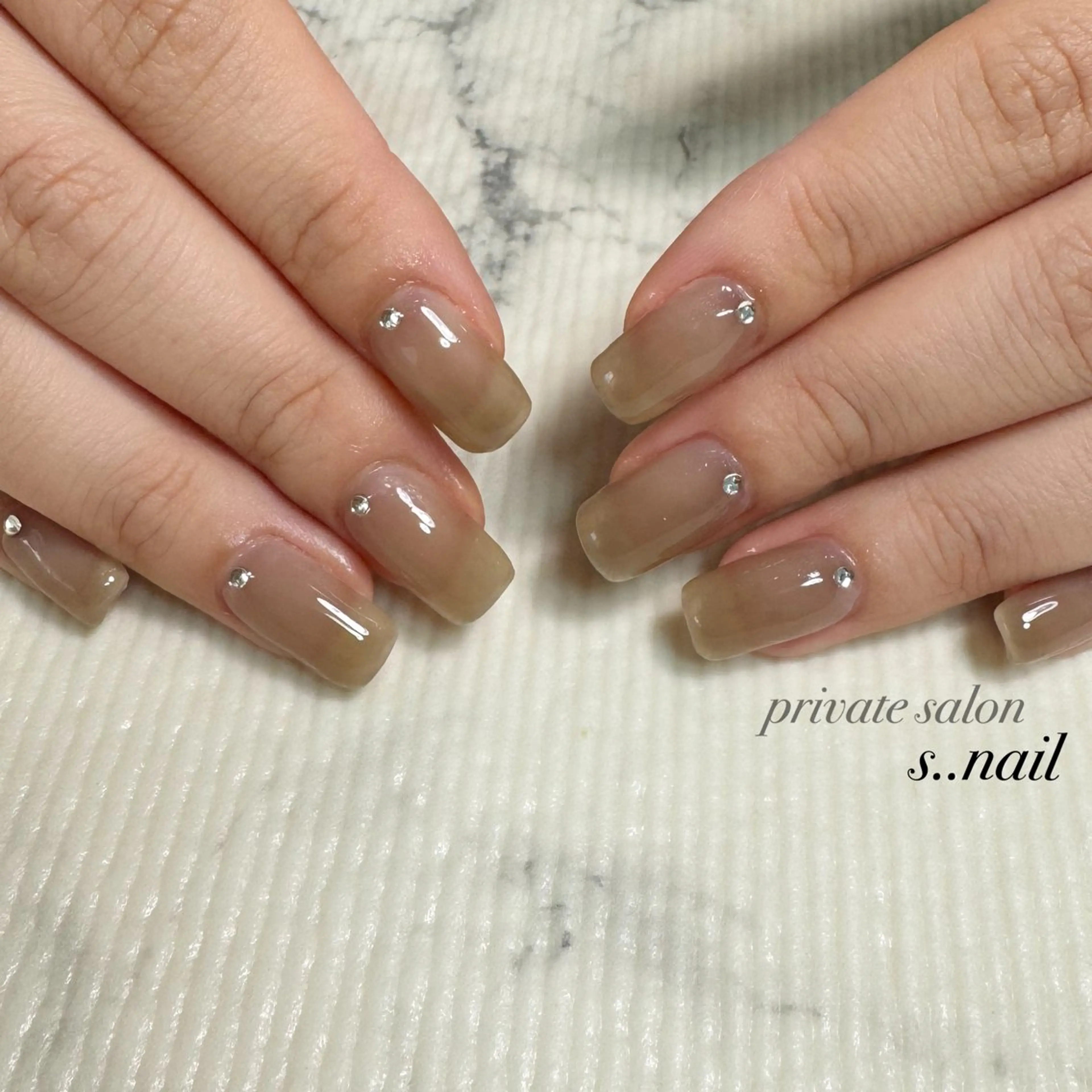 ネイル ワンカラーネイル ハンドネイル フットネイル s..nail / MORITAのネイルデザイン
