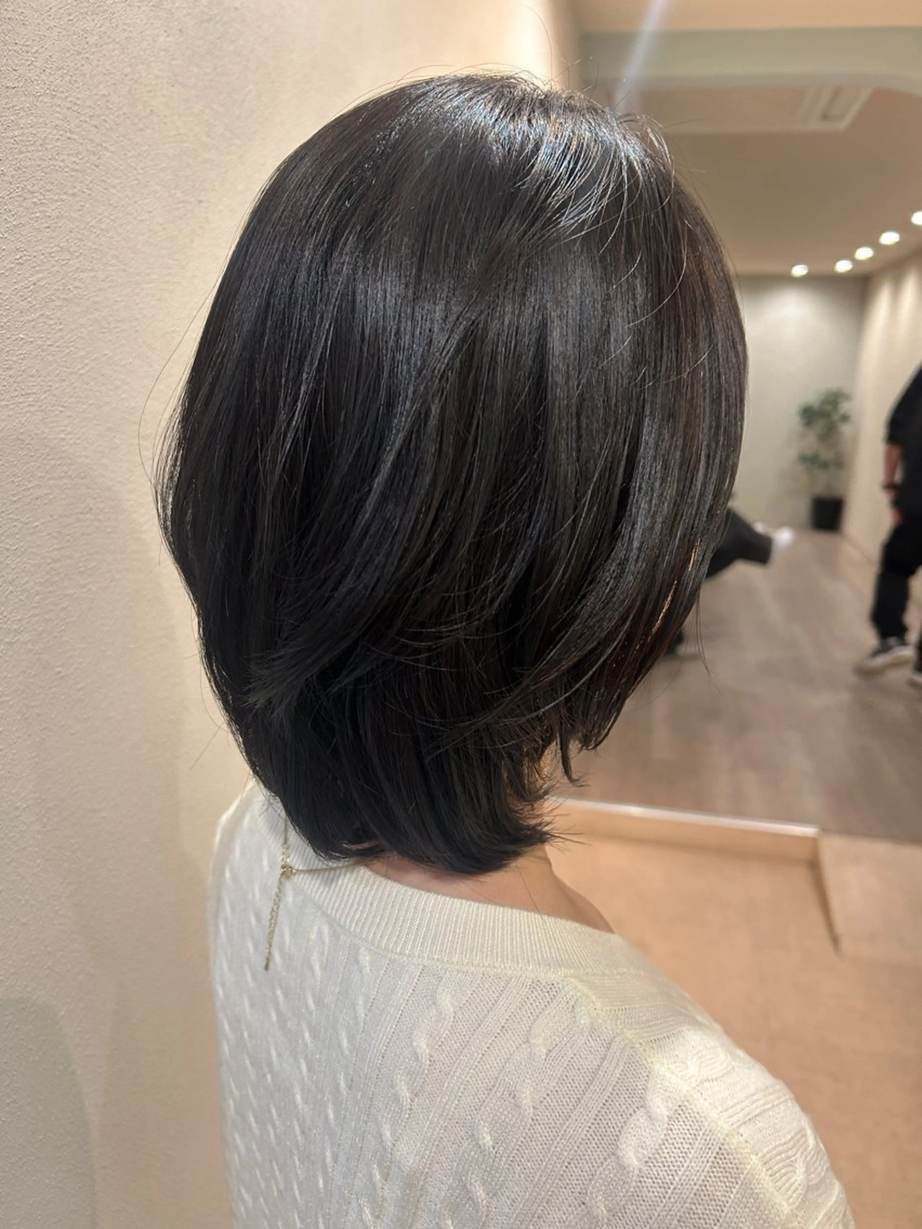 ミディアム カラー ケアカラー 透明感カラー ボブ くびれヘア 韓国風ヘア カット 久木原 ゆりのヘアスタイル