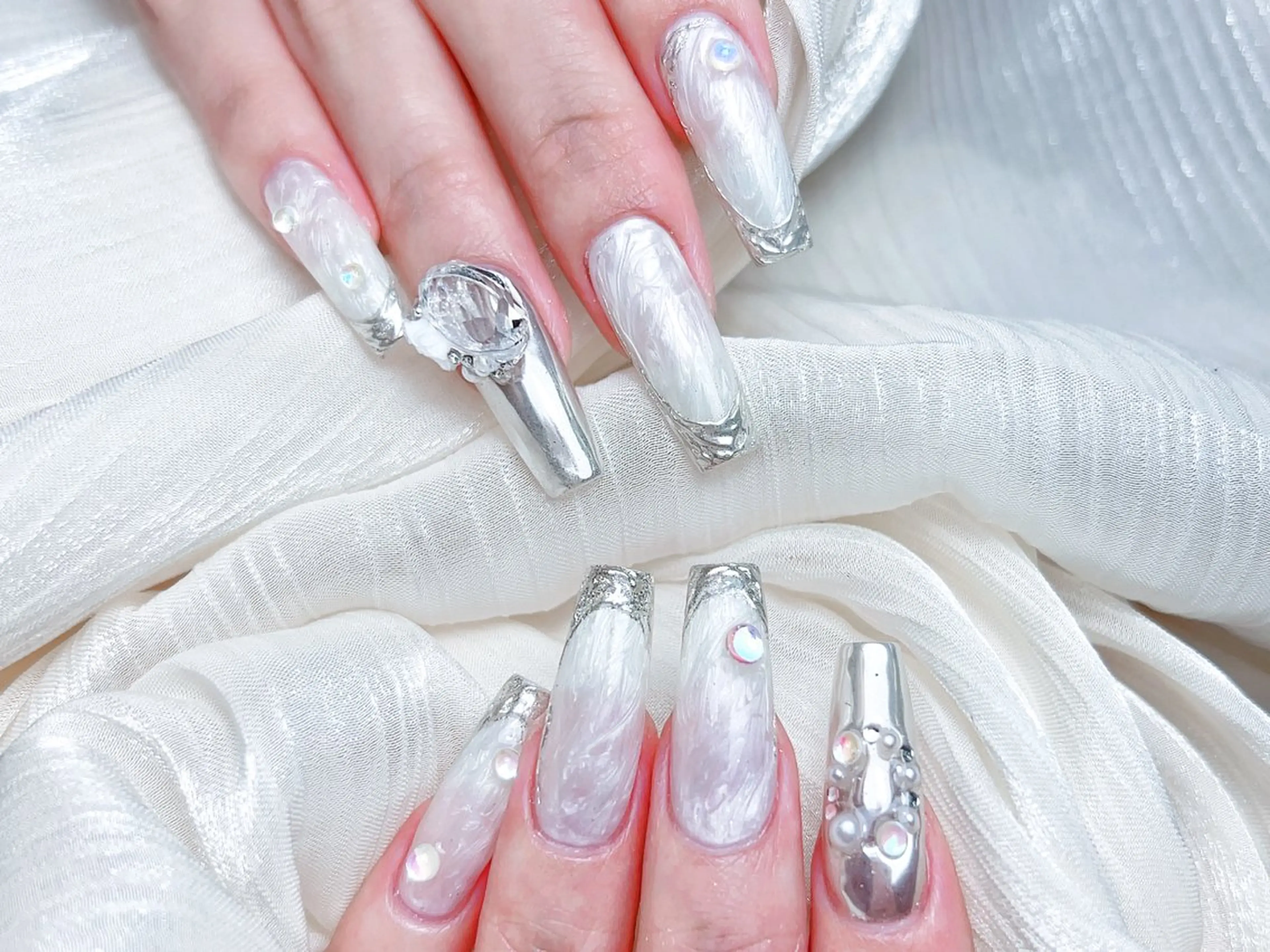 ネイル ハンドネイル M🌷nail 長さだし専門店のネイルデザイン