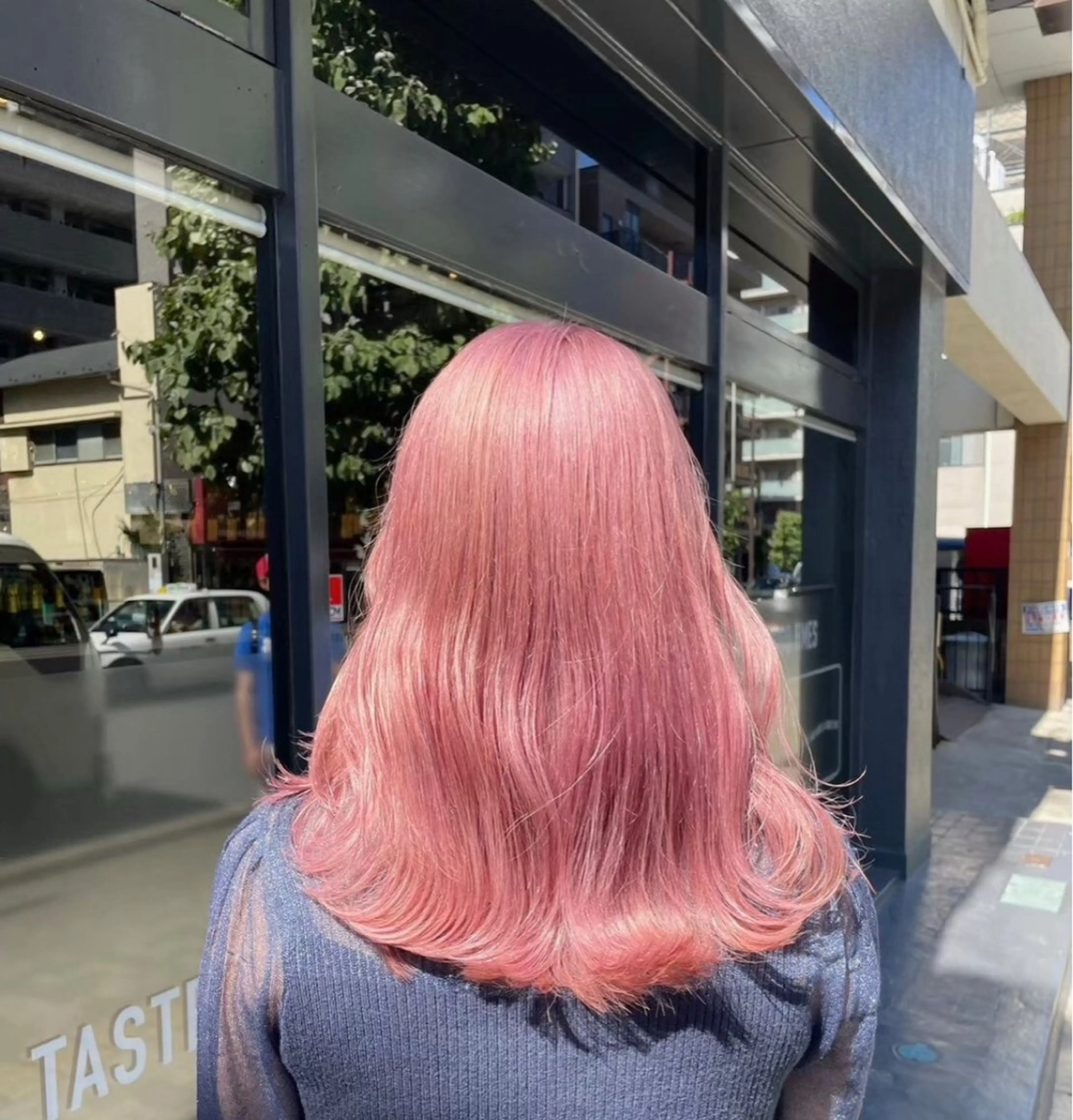 ミディアム カラー ヘアアレンジ 透明感カラー ピンクカラー 学生 🫧モテる💗ダメー ジレスハイトーン🫧のヘアスタイル