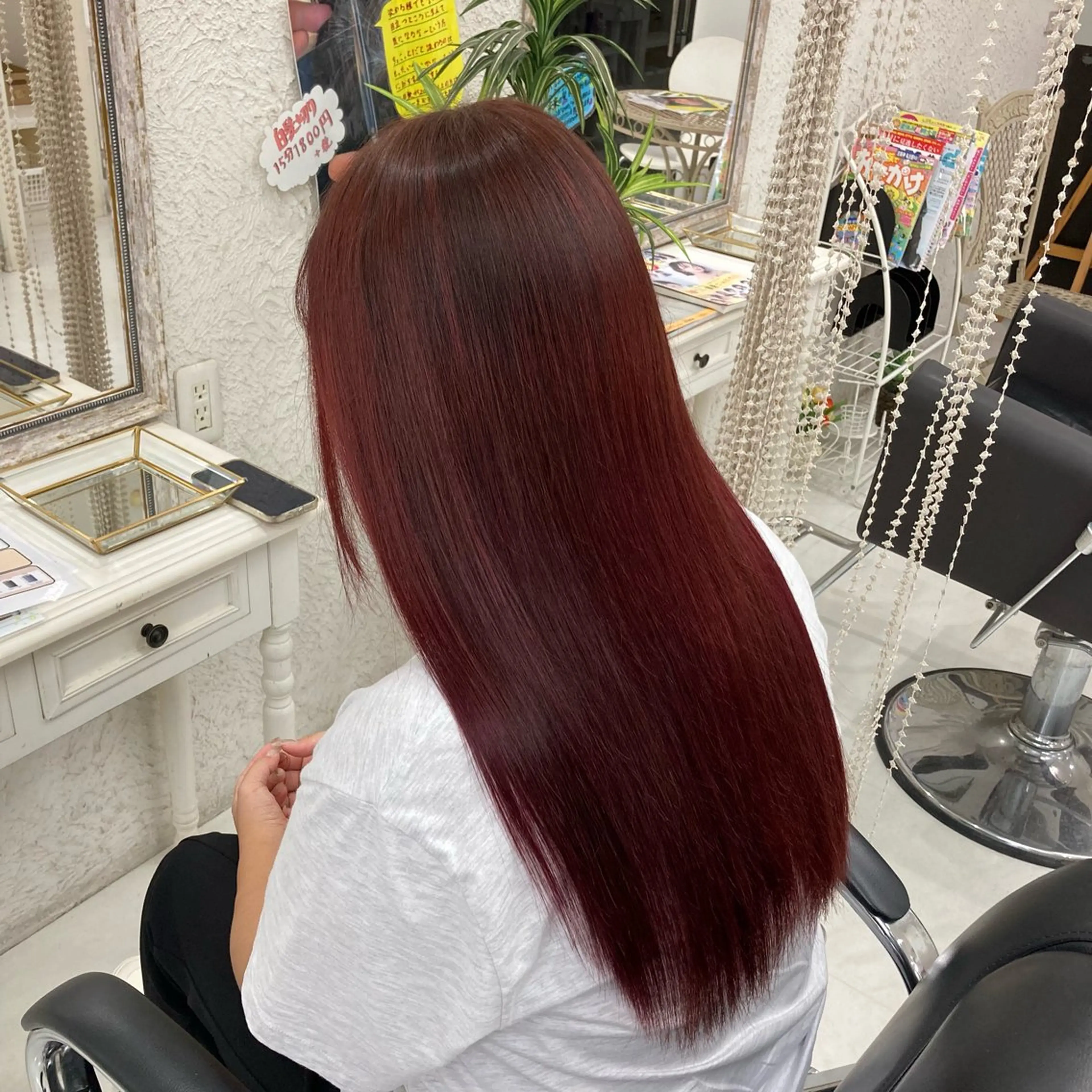 ロング カラー ブリーチ ダブルカラー ブリーチなしカラー レッドカラー ヘアカラー トリートメント カラー職人 🍎IKUMI🍎のヘアスタイル