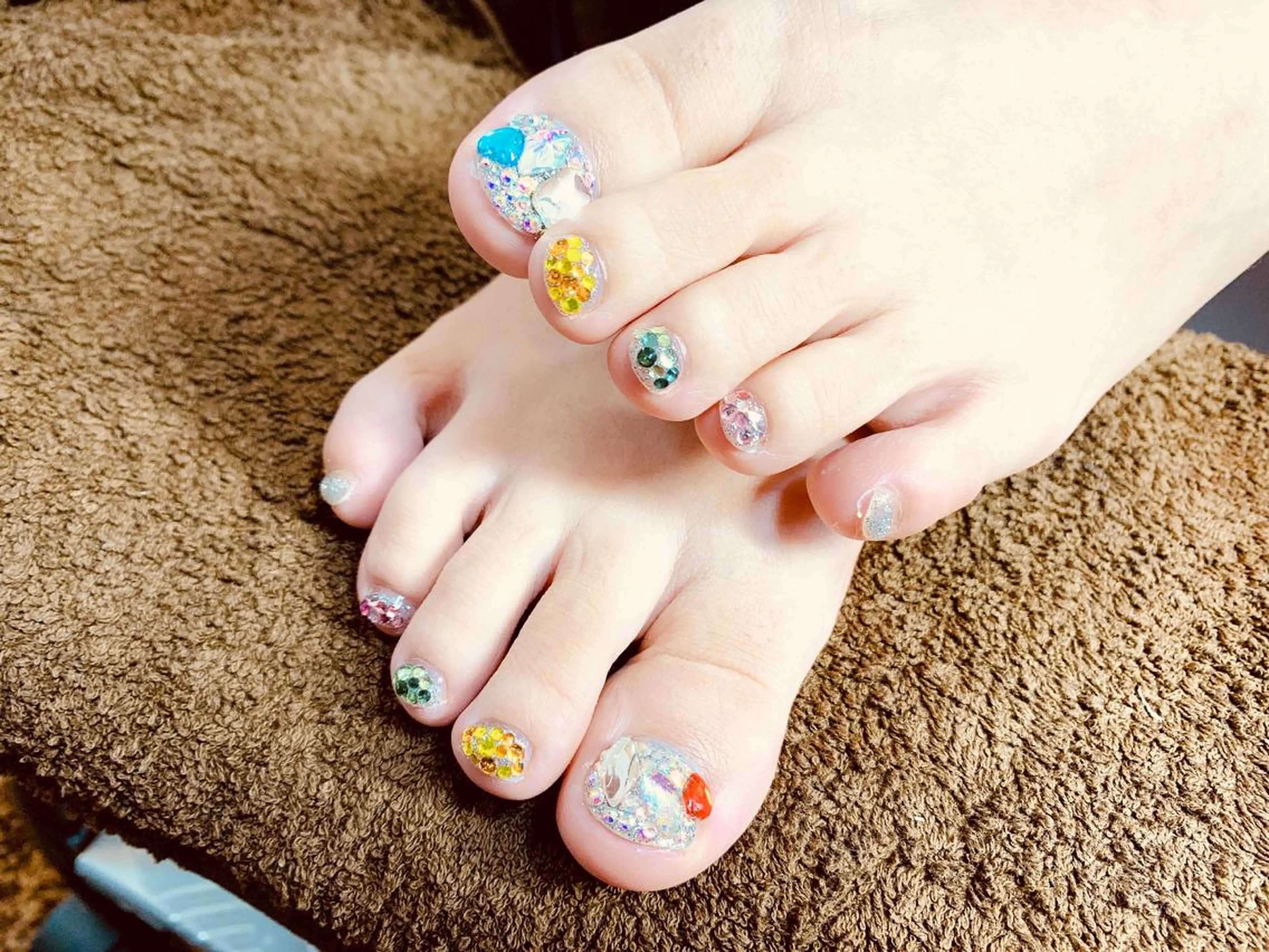 ネイル フットネイル ストーンネイル 痩身/脱毛/ネイル HARUKAのエステ・リラクイメージ