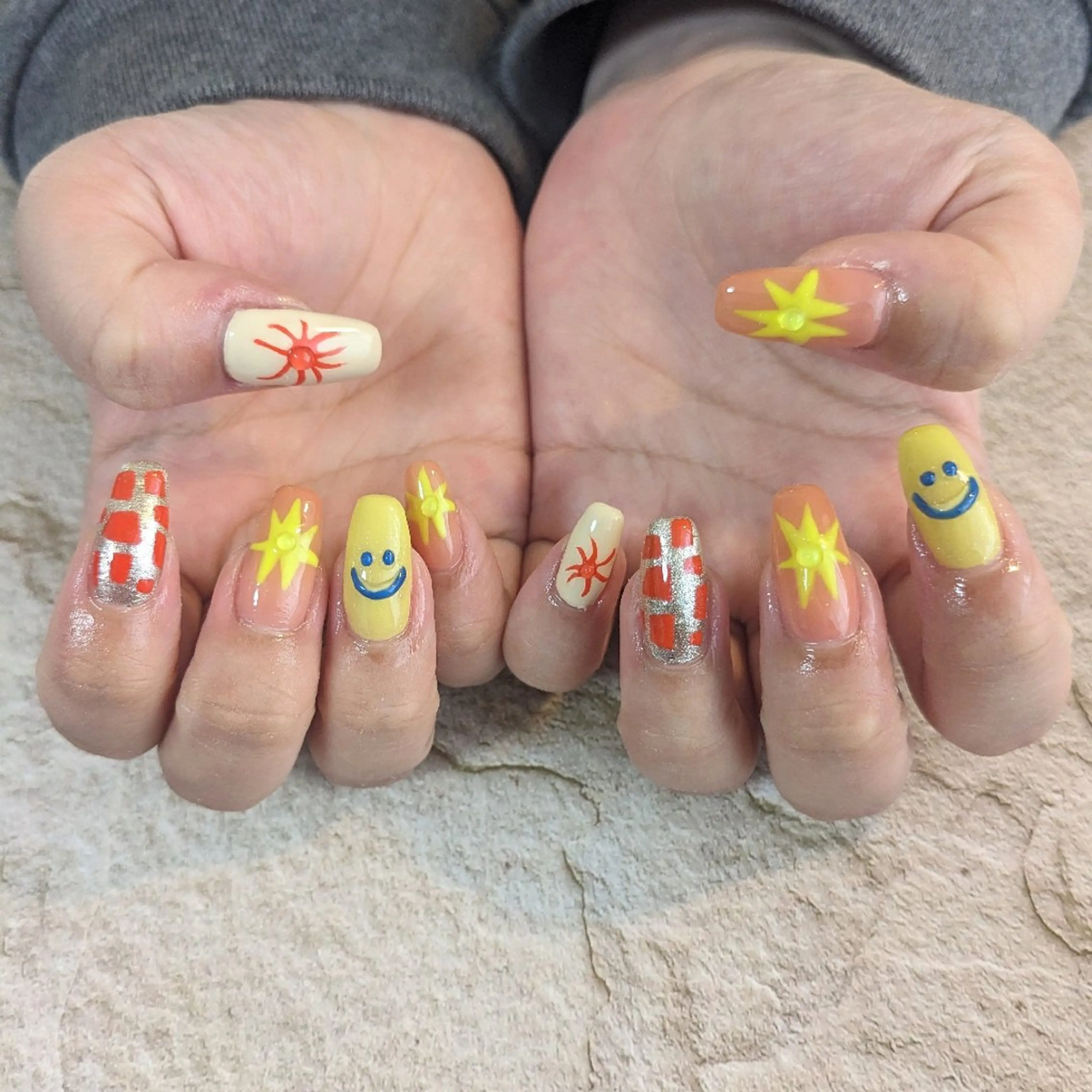 ネイル ｱｲﾗｯｼｭ ﾈｲﾙ ｻﾛﾝ つけるのマツエク・マツパデザイン