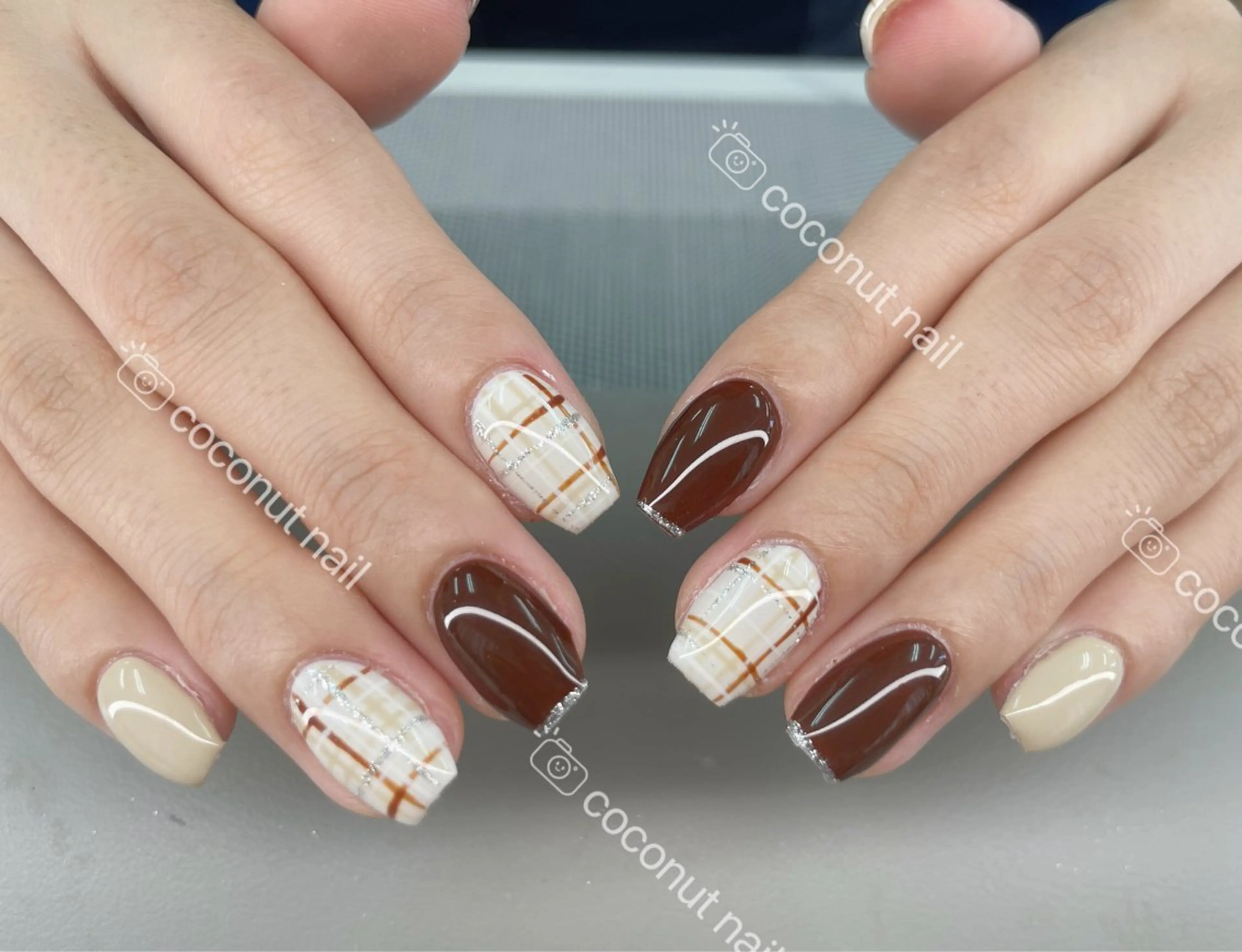 ネイル ハンドネイル 神田 ココナッツのネイルデザイン
