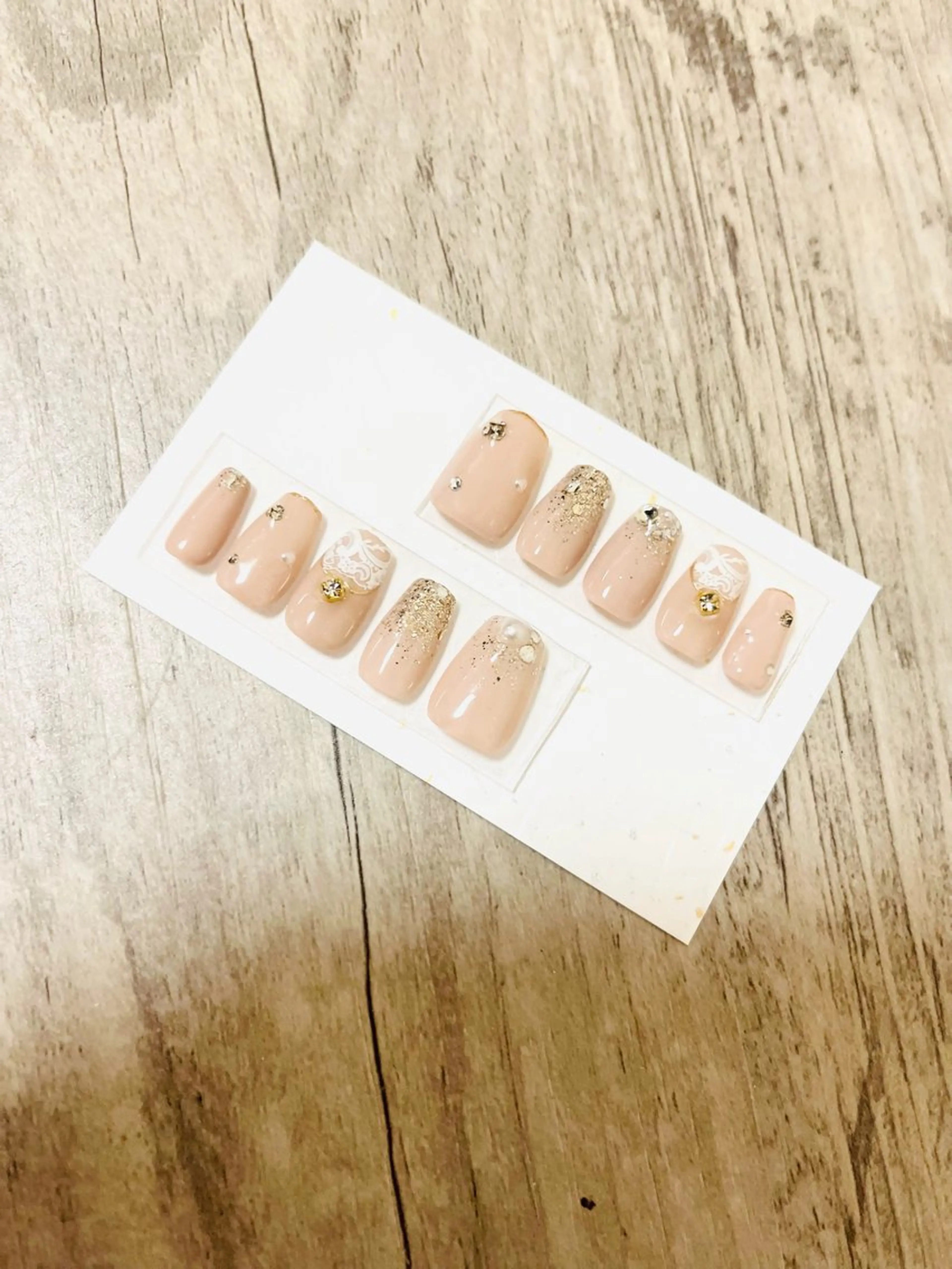 ネイル ネイルチップ ブライダルネイル ハンドネイル 安藤 Charlotteのネイルデザイン