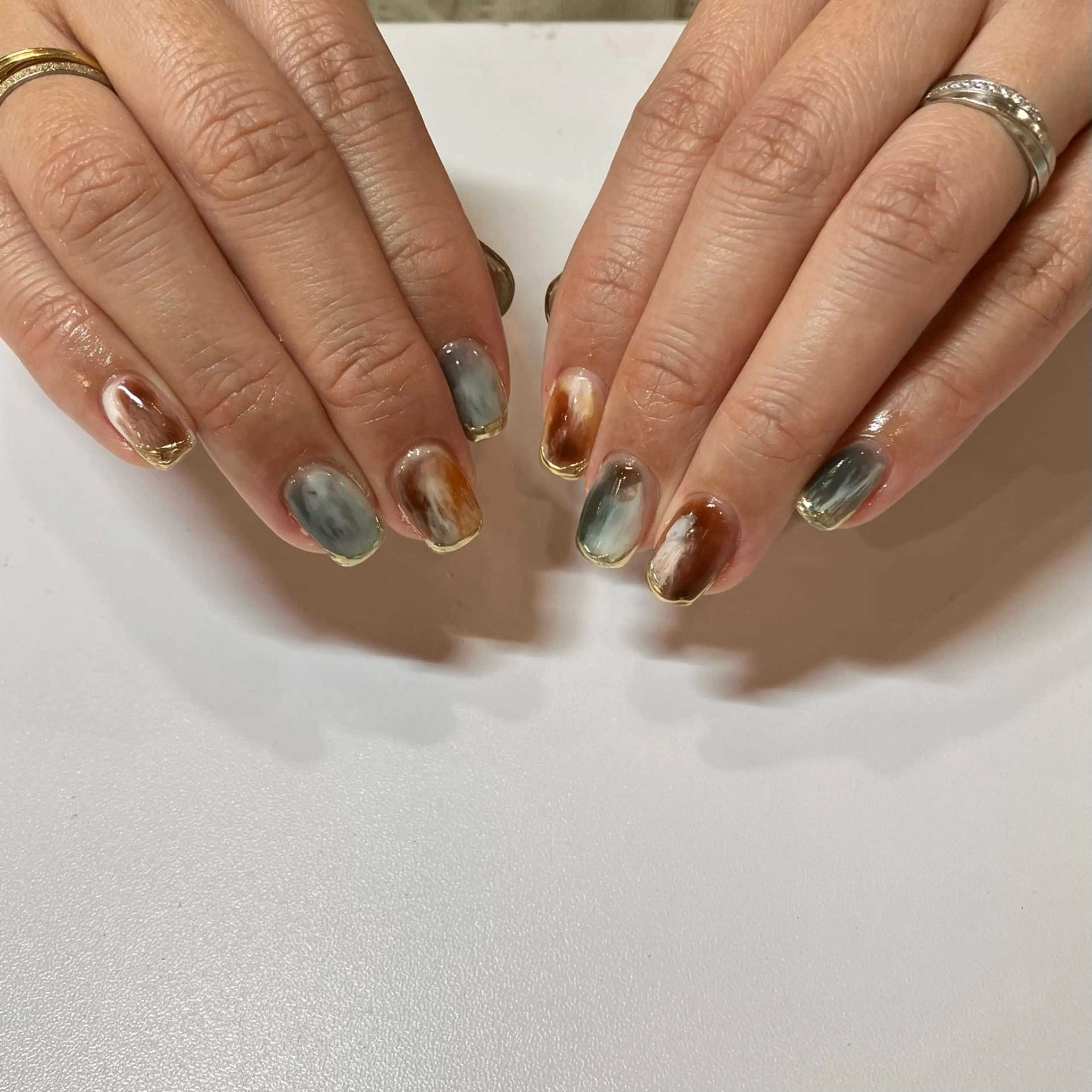 ネイル ミラーネイル ニュアンスネイル Take Manaのネイルデザイン