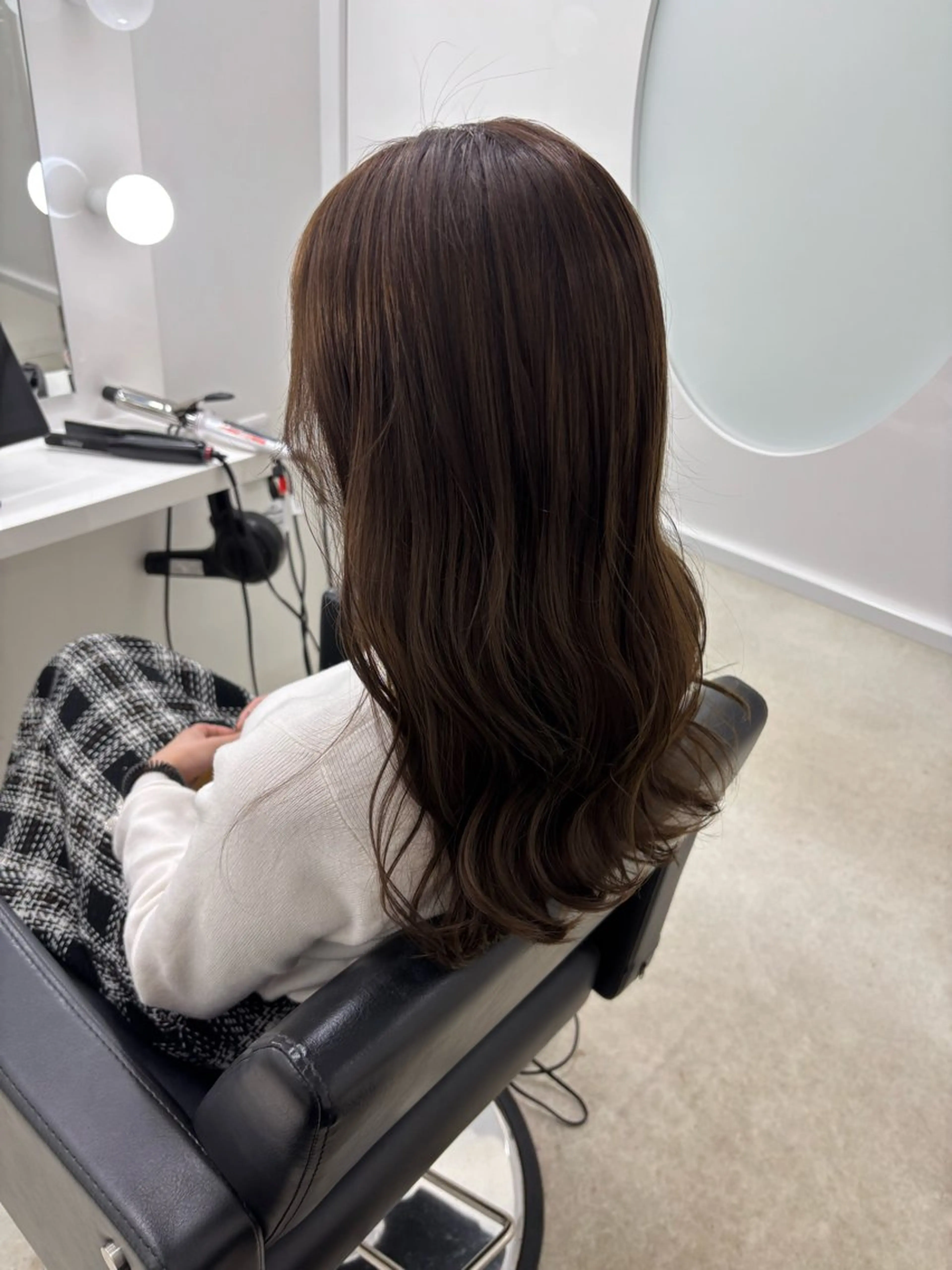 ロング カラー カット ヘアカラー トリートメント 冨木 雄斗のヘアスタイル