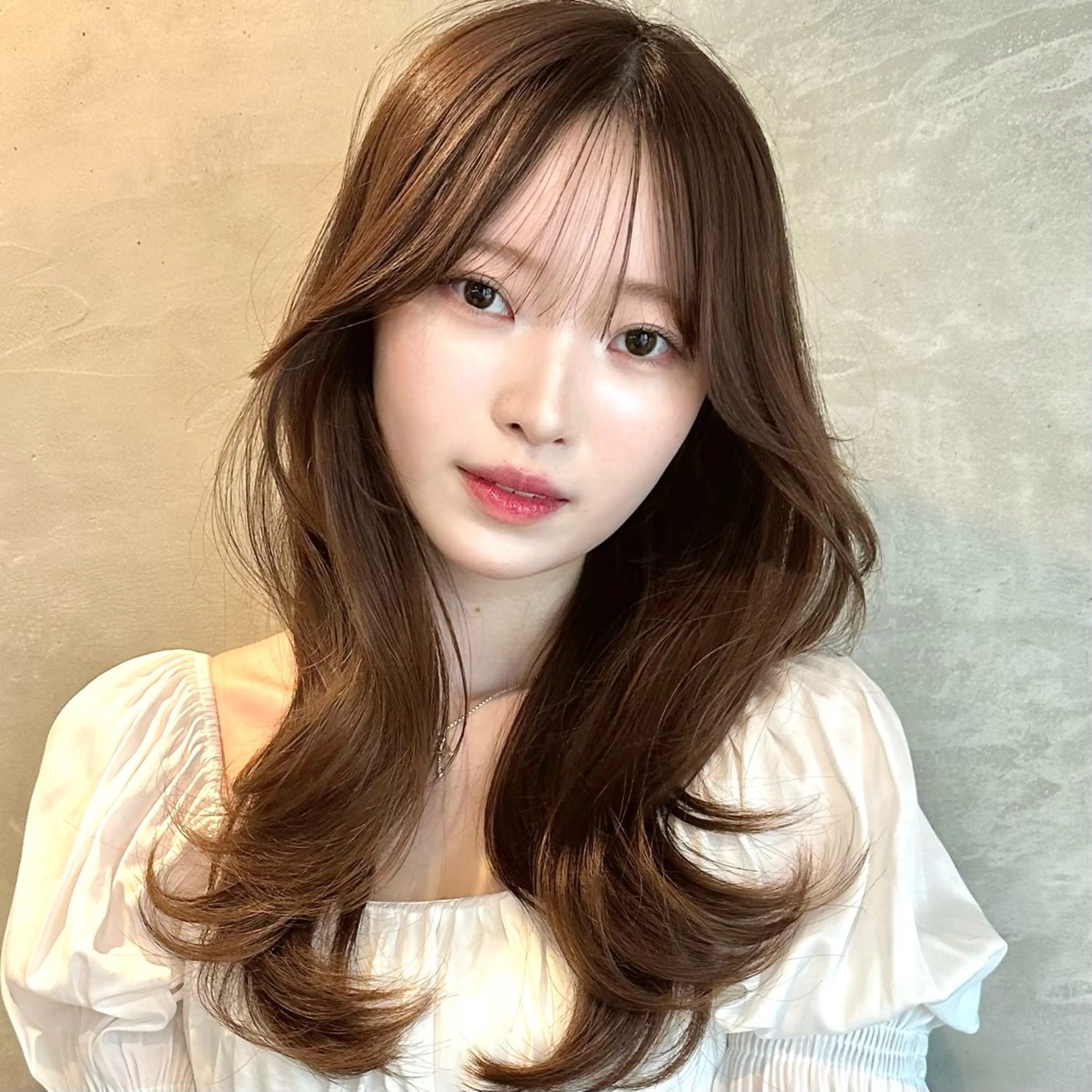 セミロング カット ヘアカラー トリートメント 🌹ハッシュカット、 レイヤー韓国ヘア🌹のヘアスタイル