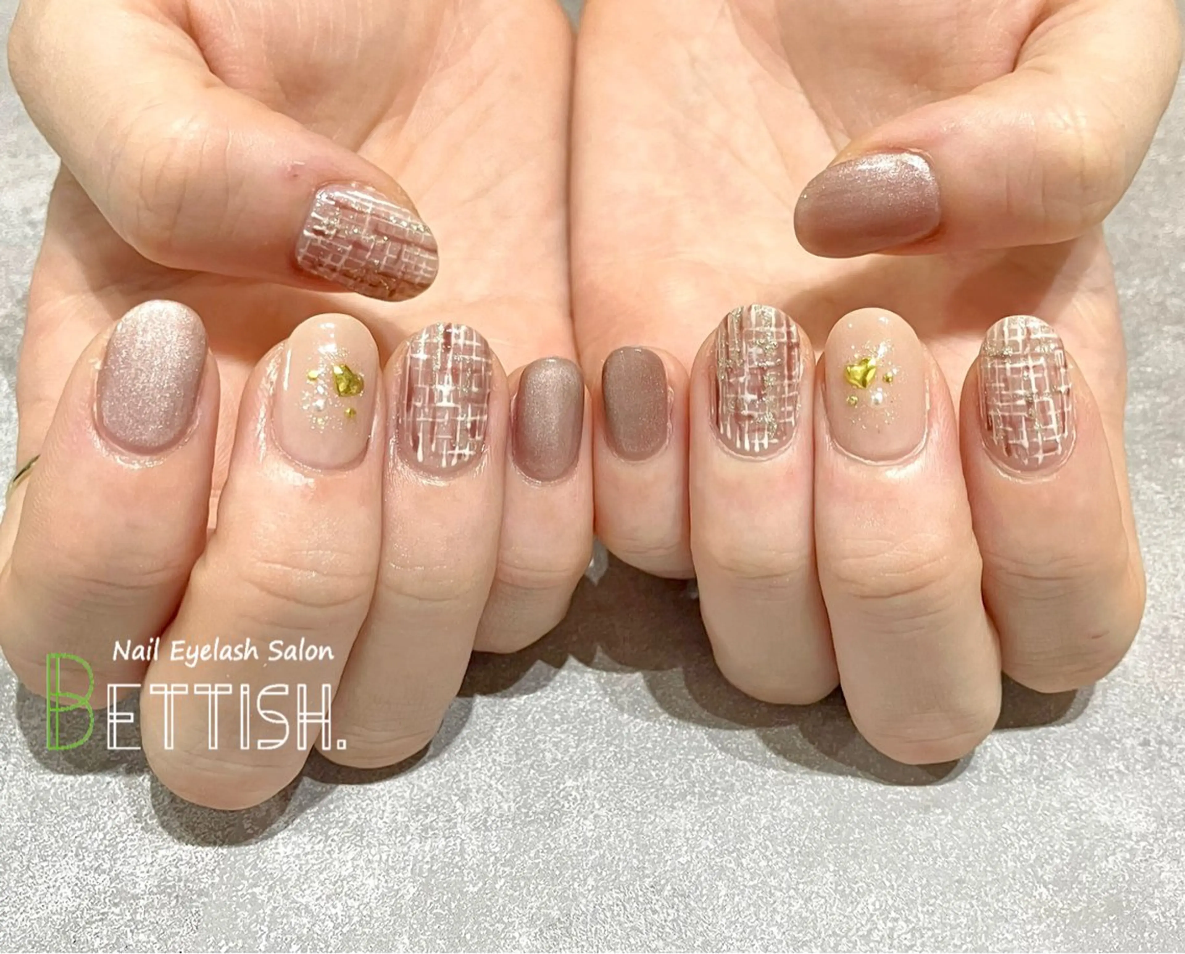 ネイル ツイードネイル BETTISH. KUMIKO☺︎︎のネイルデザイン