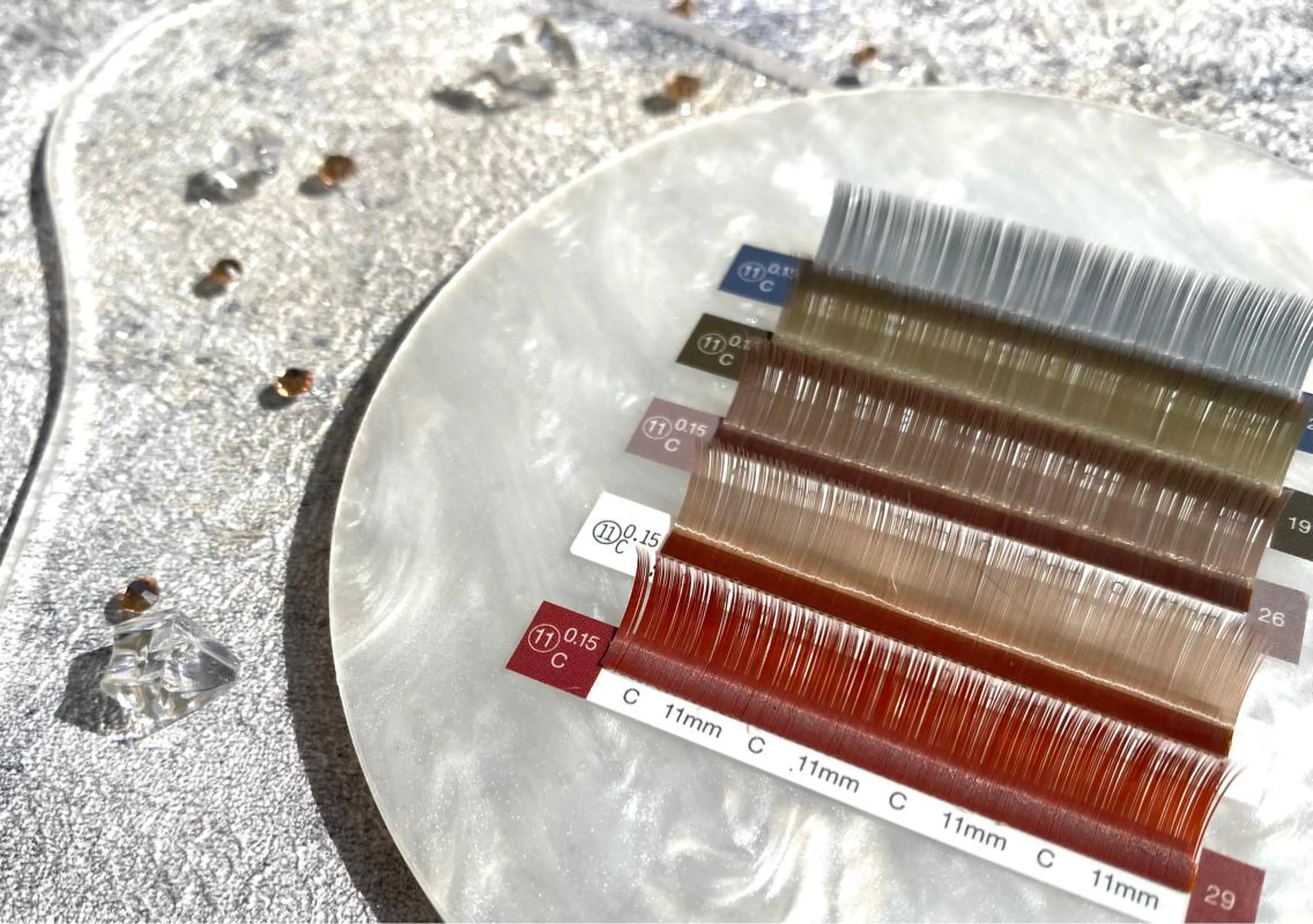 抜け感ナチュラル♪選べる8色⭐︎ブラウンフラットラッシュ100本の写真