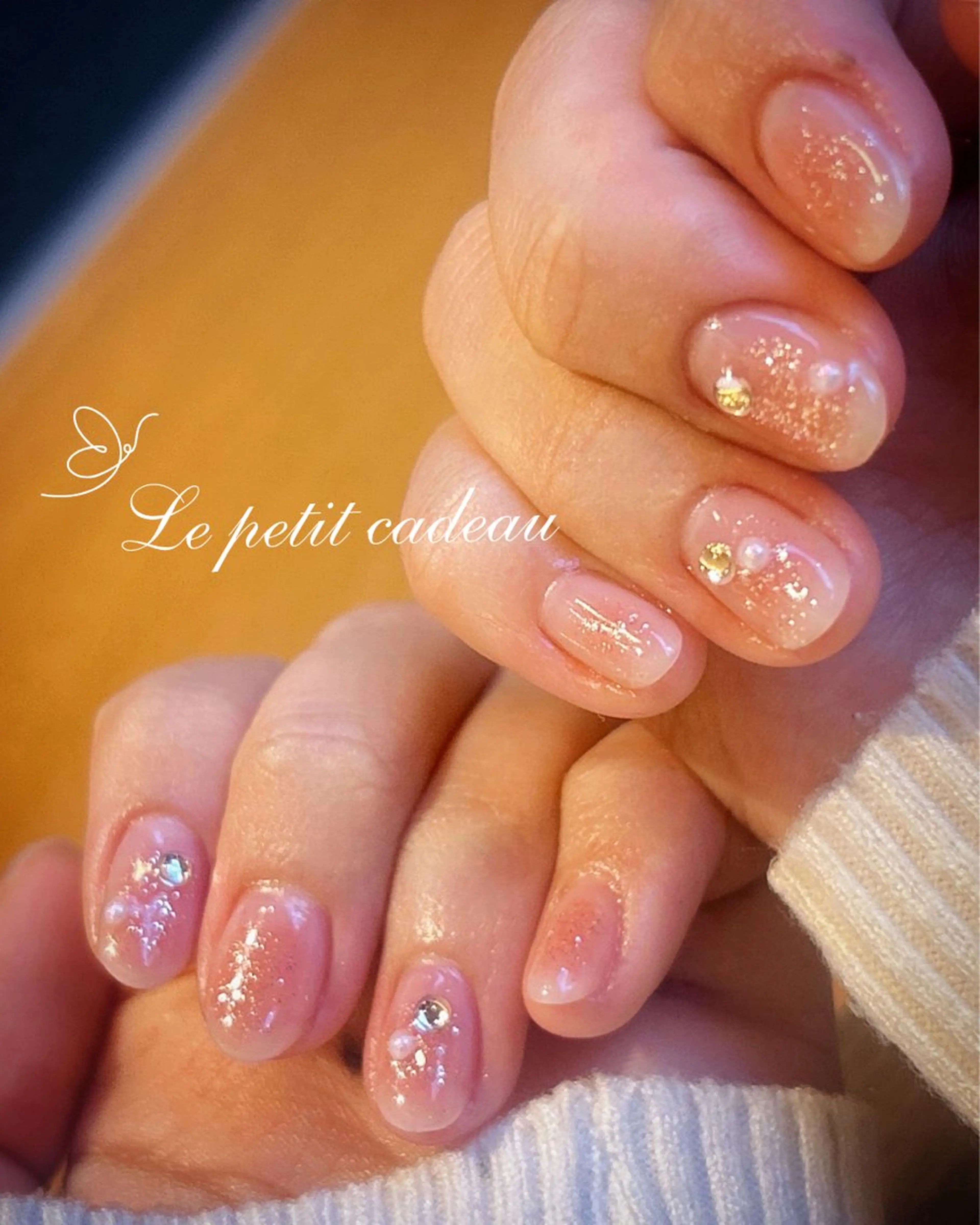 ネイル チークネイル ストーンネイル 栗山 カンナのネイルデザイン