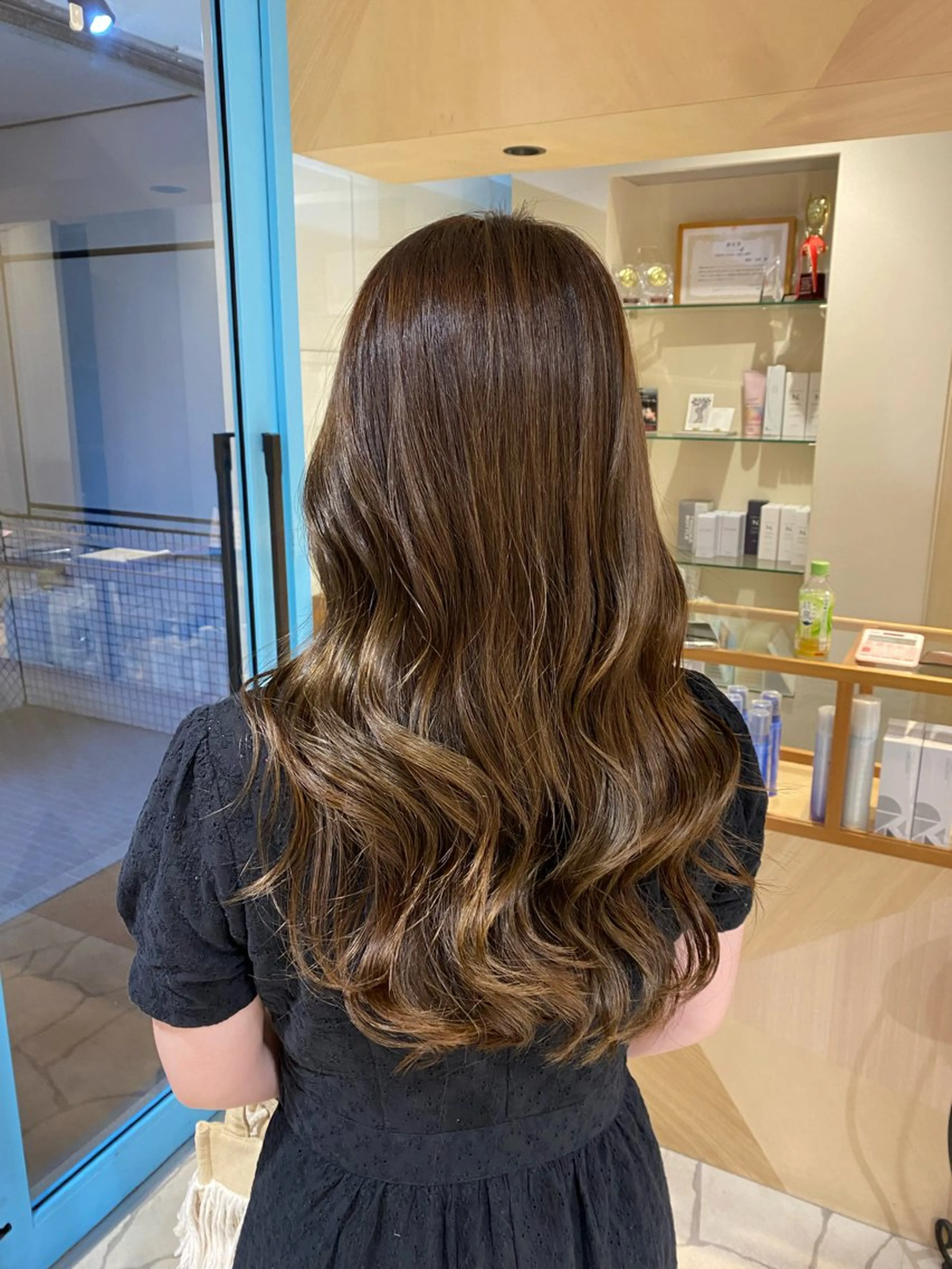 ロング アッシュ アッシュグレー アッシュグレージュ 三代 ゆりあのヘアスタイル