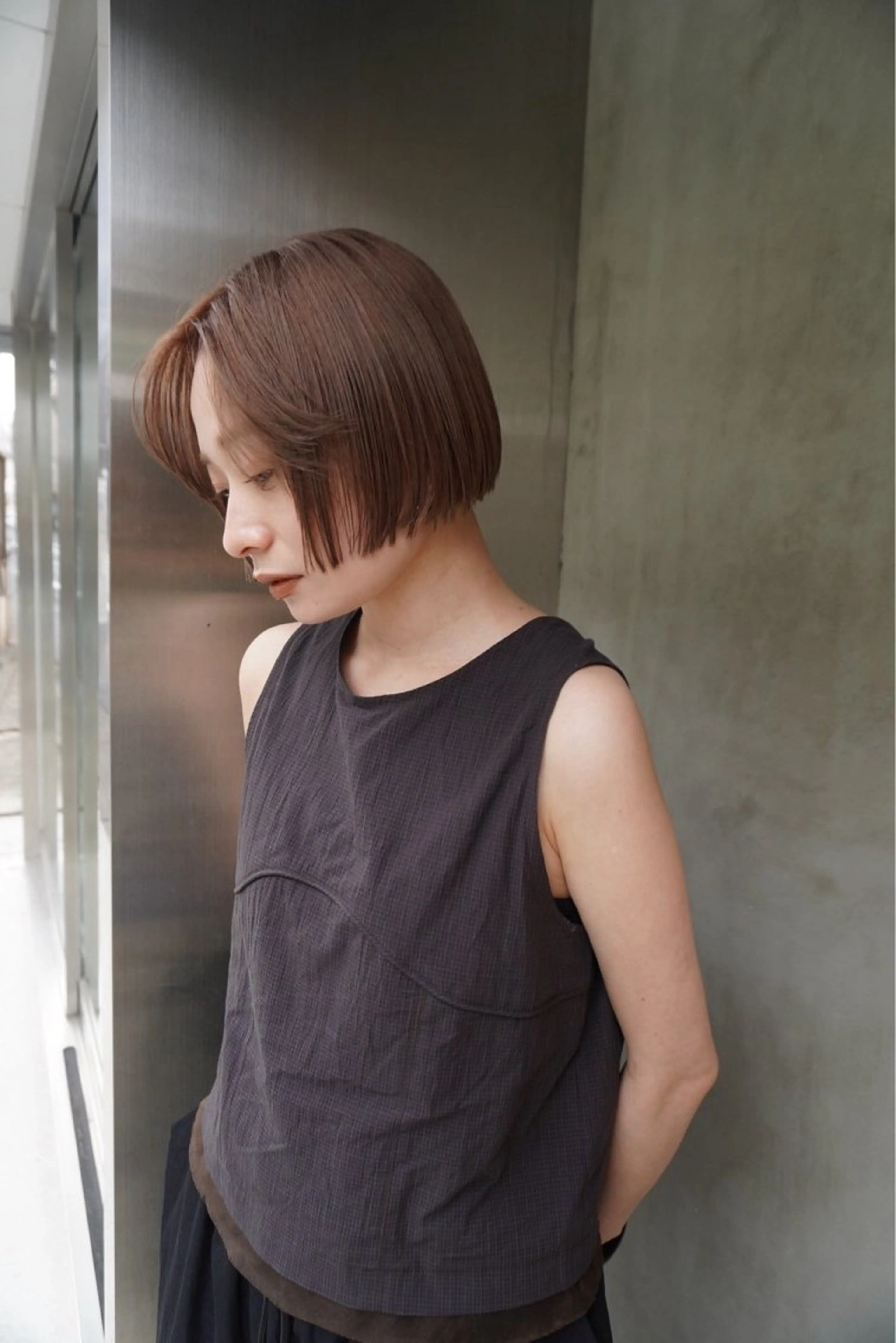 ショート カラー ヘアアレンジ ベージュカラー ブリーチ ハイトーンカラー ハイトーンベージュ ボブ カット ヘアカラー トリートメント NOVEL TOKYO所属・ニュアンスヘア🌔 nanakoのヘアスタイル