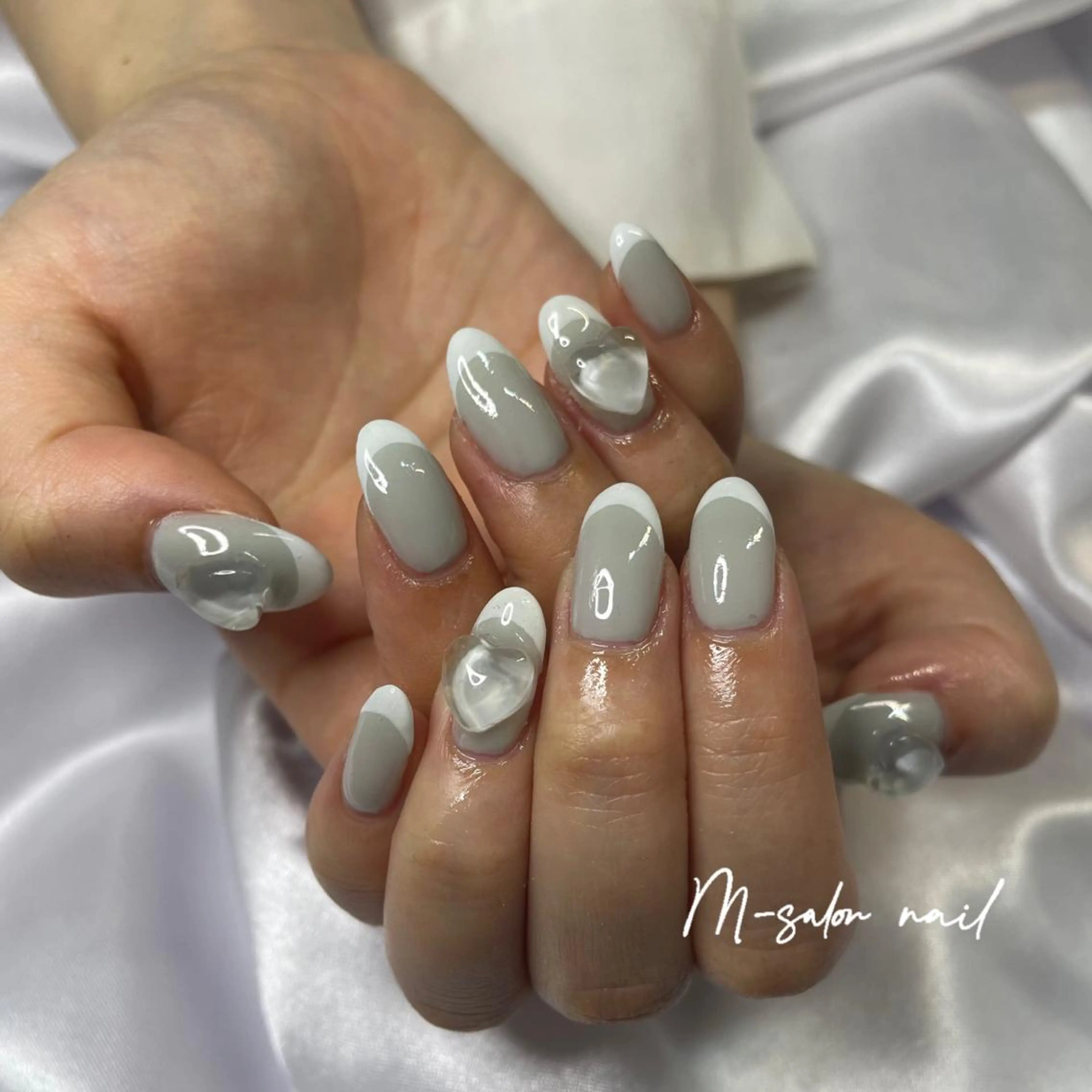 ネイル フレンチネイル ハート ぷっくりネイル 韓国/網紅/パーツ M-salonのネイルデザイン