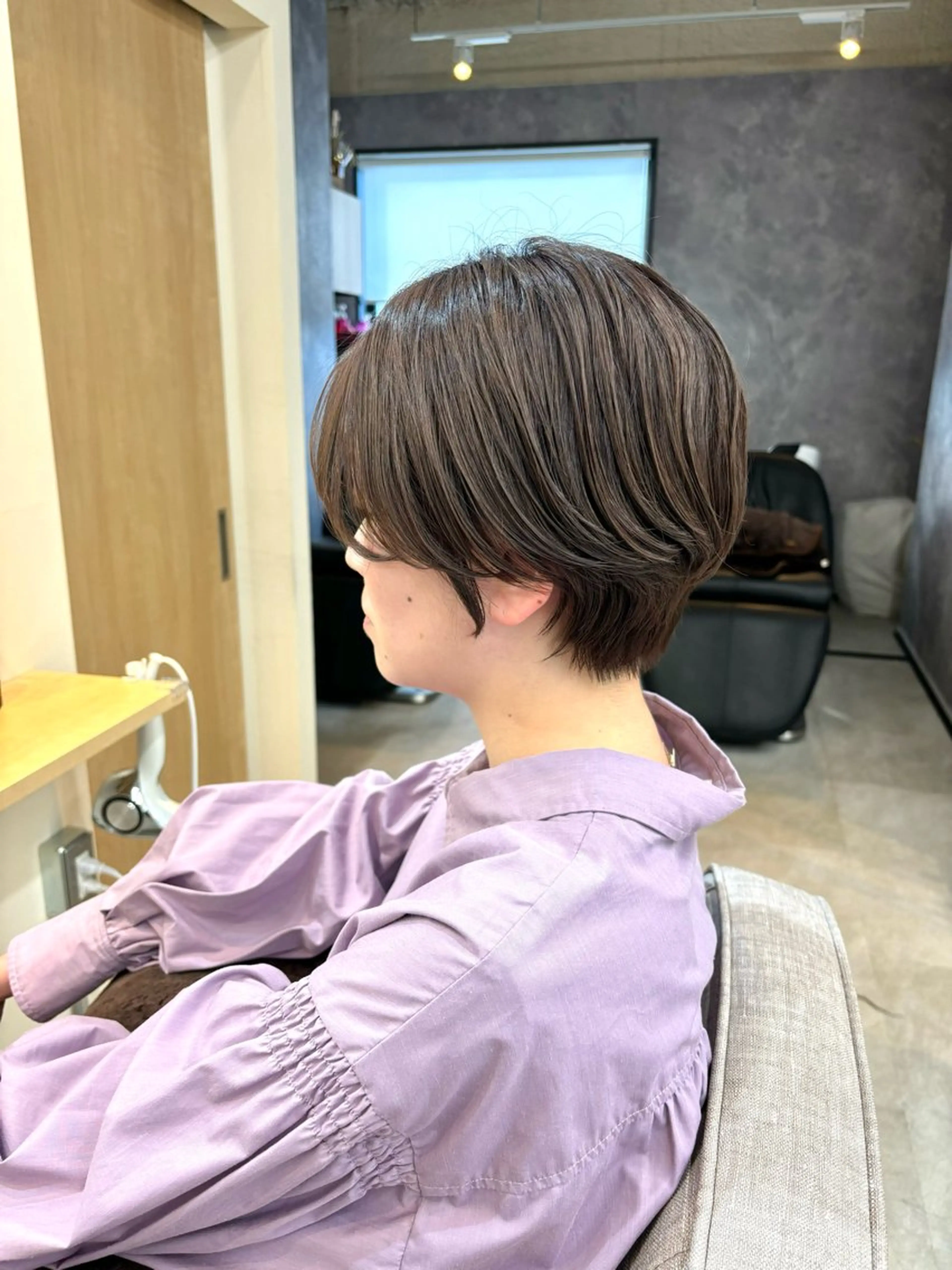 ショート カラー 丸みショート ベージュカラー イルミナカラー 髪質改善 ショートヘア 桜木町2分/くびれ /ボブ/ナチュラルのヘアスタイル