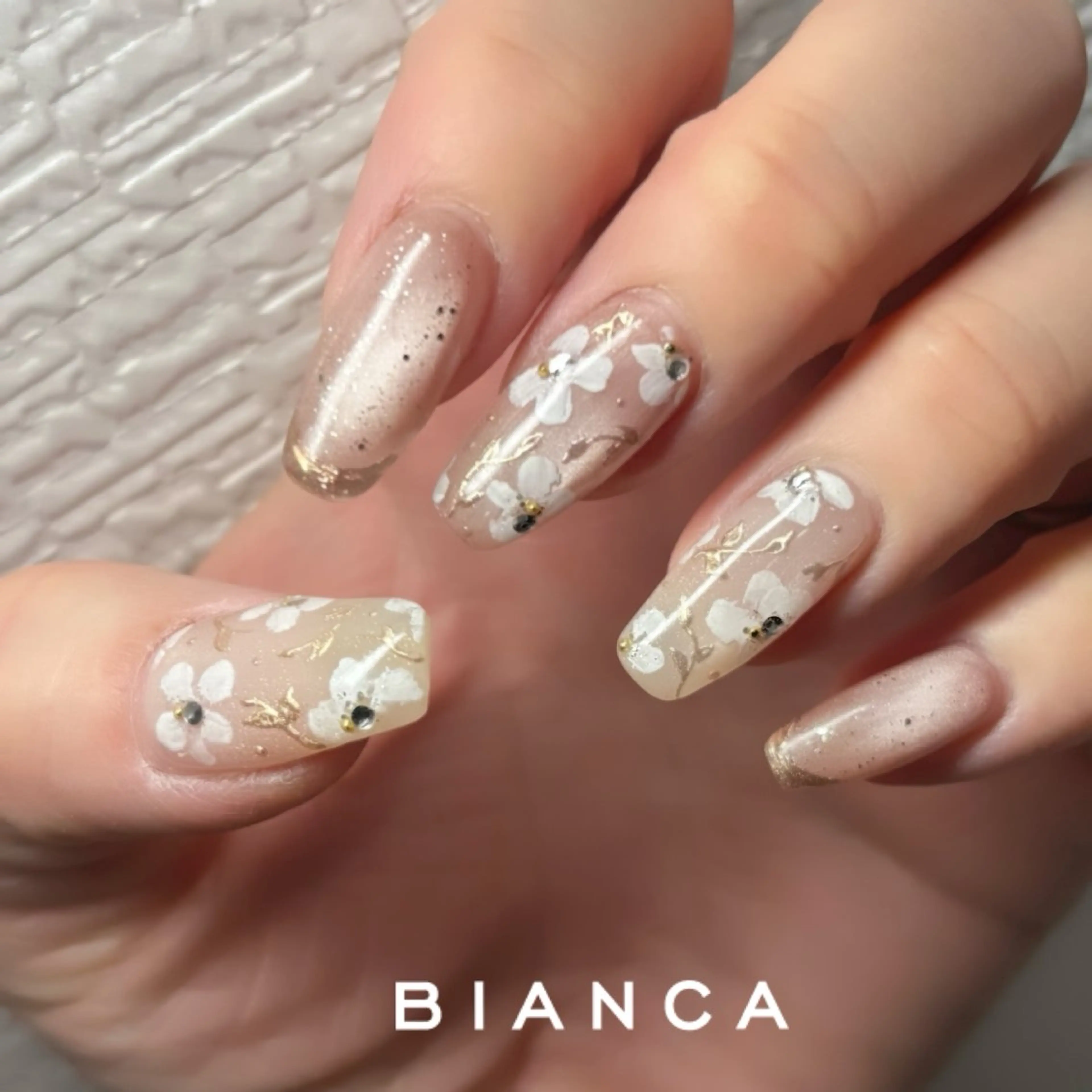 ネイル アートネイル フラワーネイル マグネットネイル ハンドネイル Bianca大宮店 上野のネイルデザイン